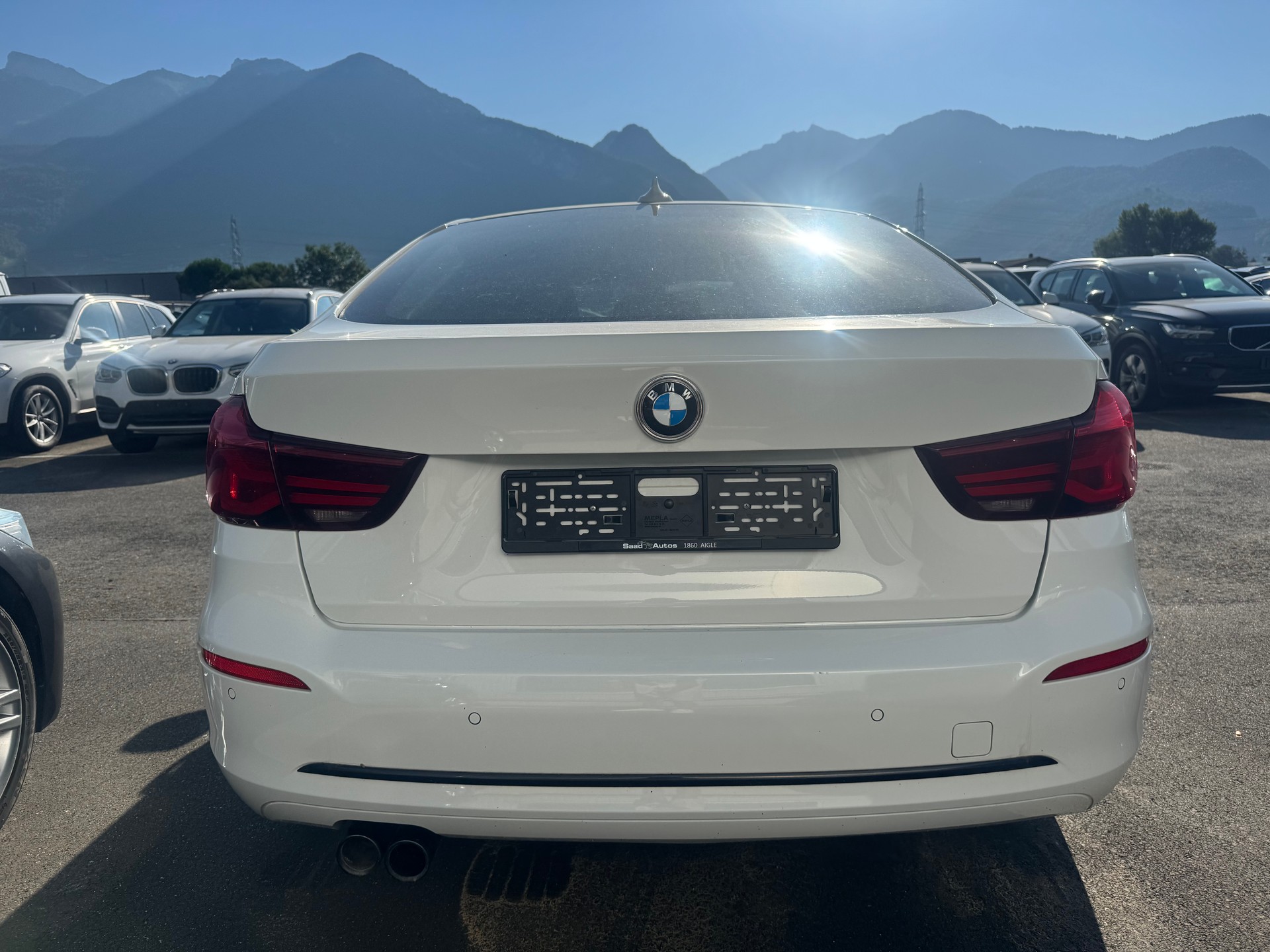 BMW 330i GT xDrive Steptronic-image-5