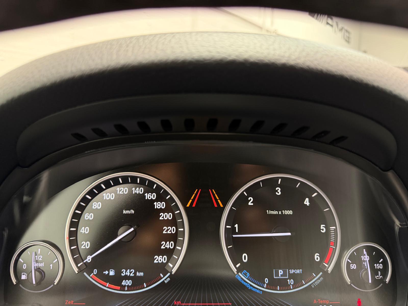 BMW 525d Touring xDrive All Balck Edition Steptronic (CH-Fahrzeug Frisch ab MFK)-image-29