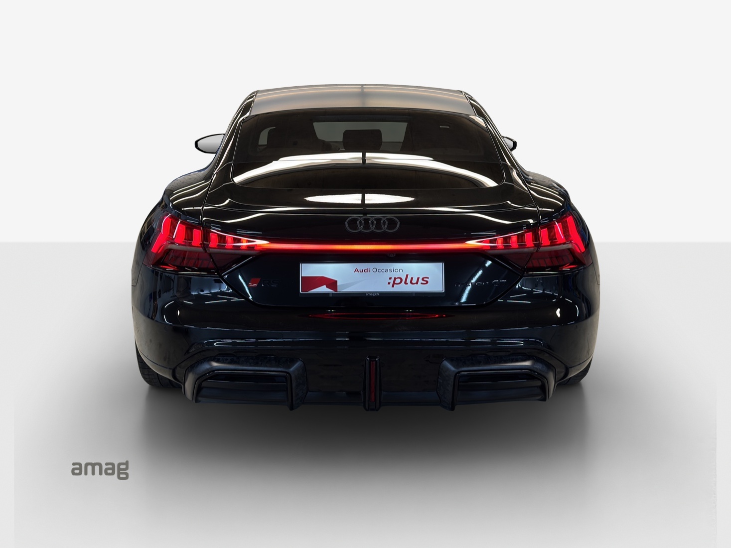 AUDI RS e-tron GT performance quattro-image-4