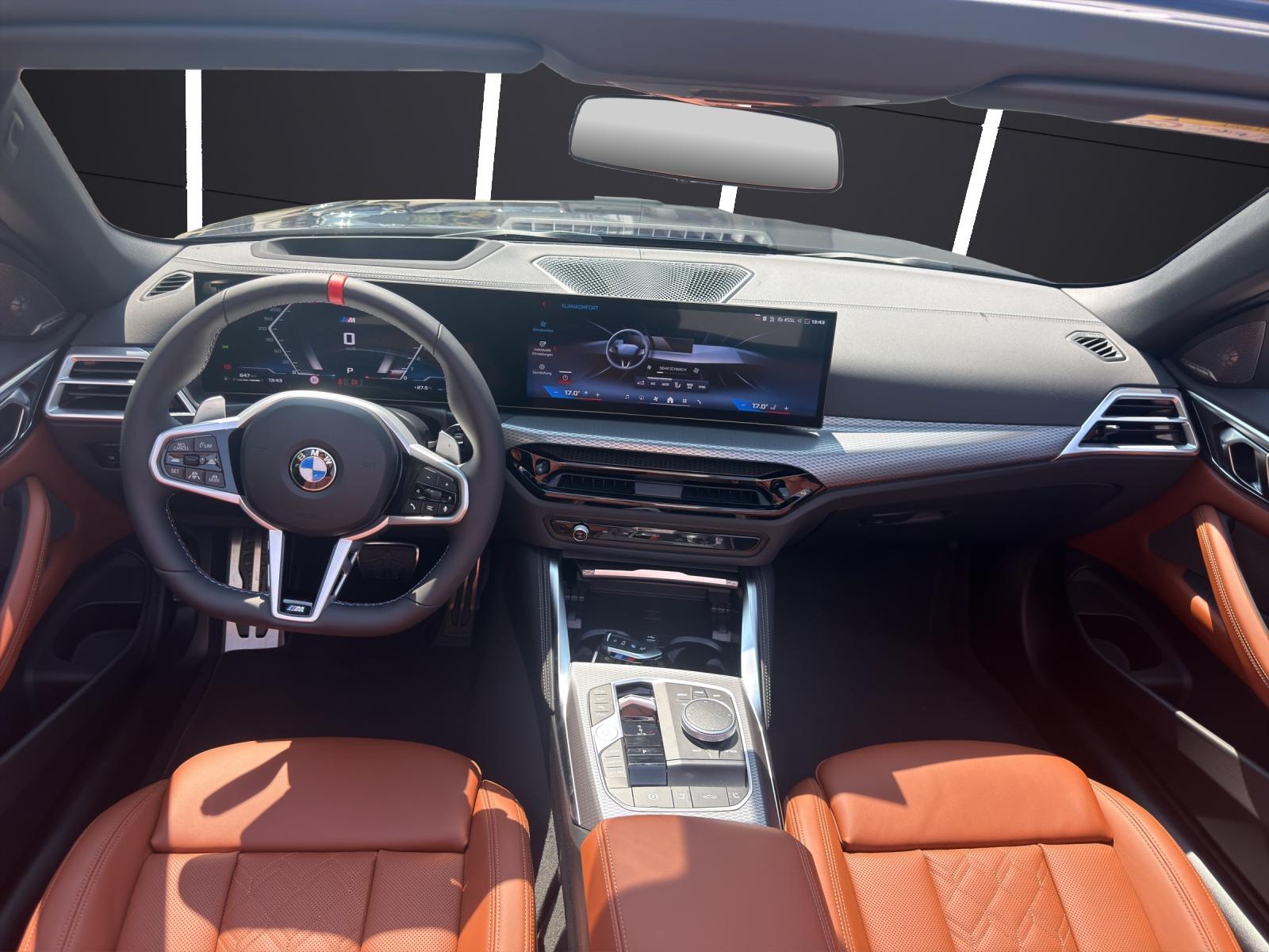 BMW M440i xDrive Cabrio-image-11