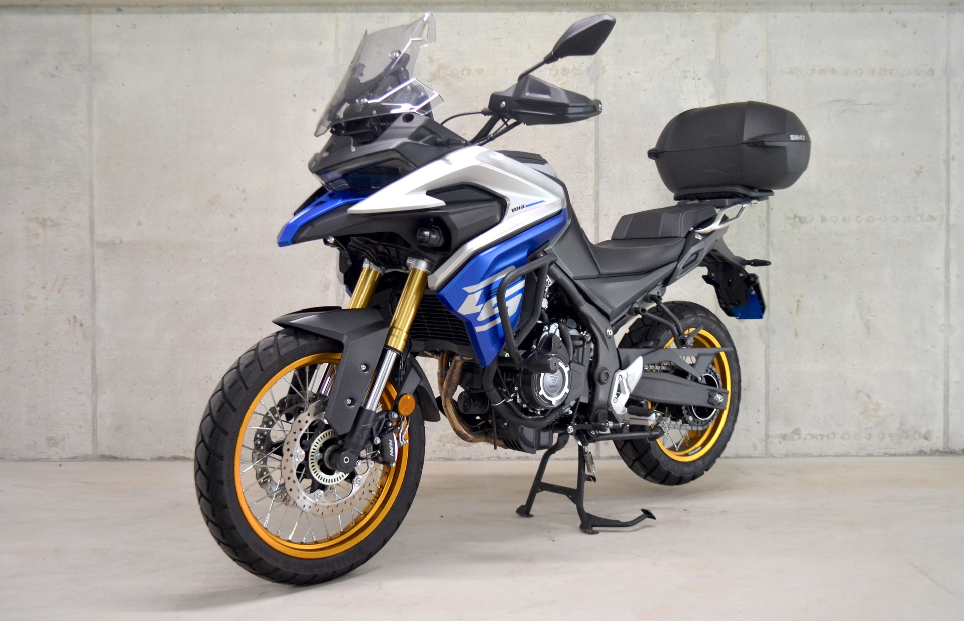 VOGE 525 DSX-showroom-element-1
