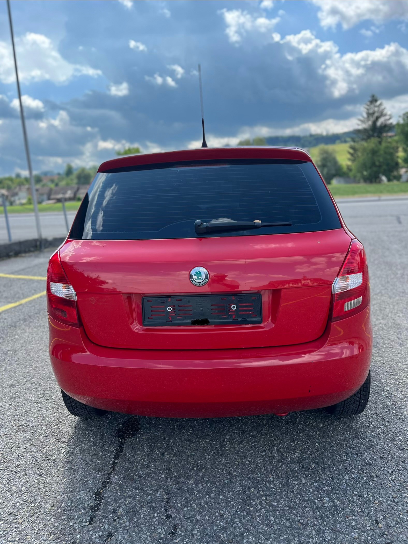 SKODA 1,2i TSI Limousine keine Klima sehr schön sauber B5a-image-13