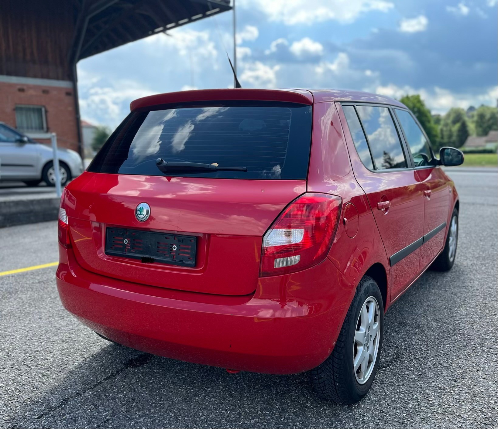 SKODA 1,2i TSI Limousine keine Klima sehr schön sauber B5a-image-4