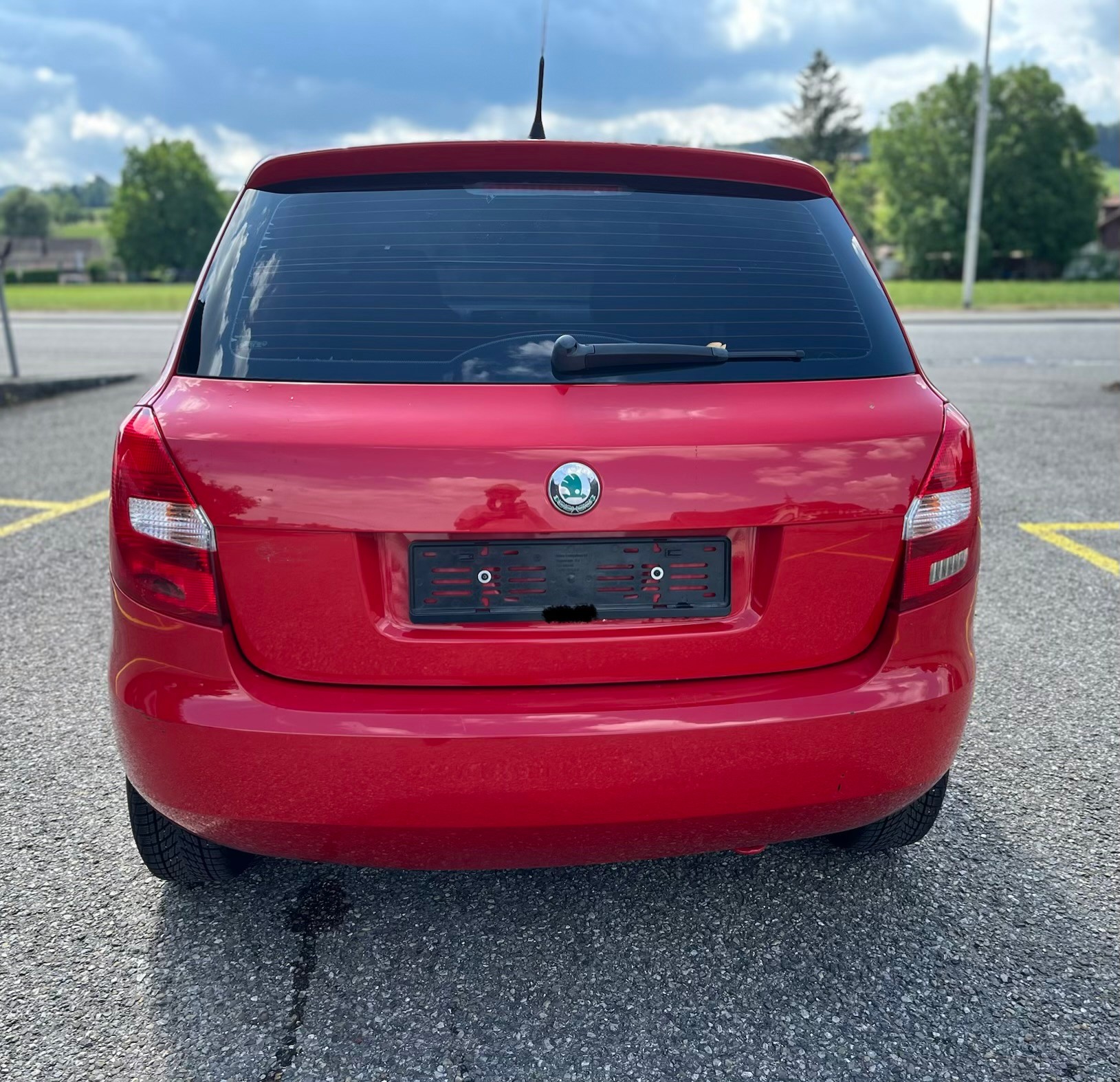 SKODA 1,2i TSI Limousine keine Klima sehr schön sauber B5a-image-3