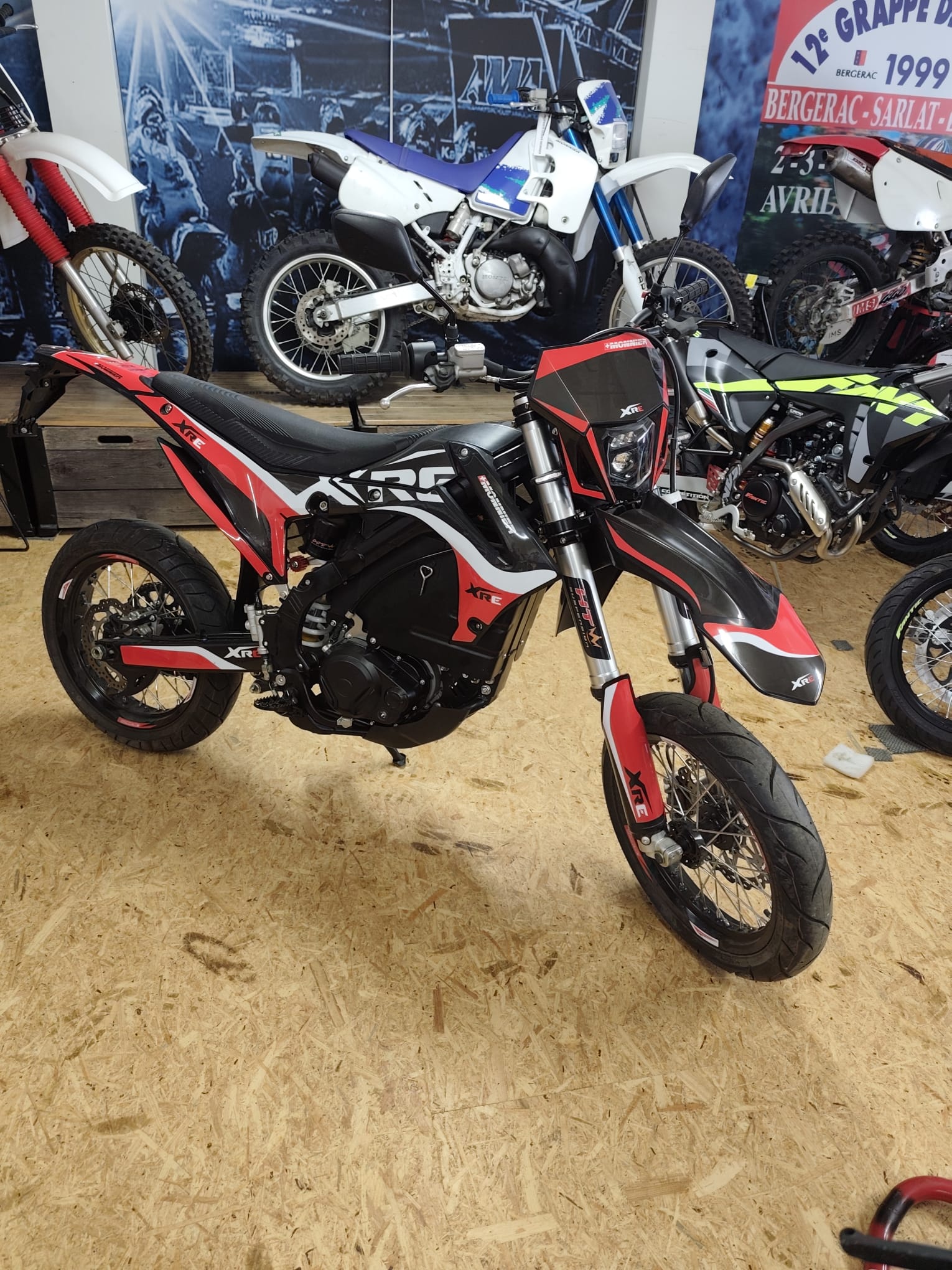 MONNIER-HONDA XRE électrique-image-0