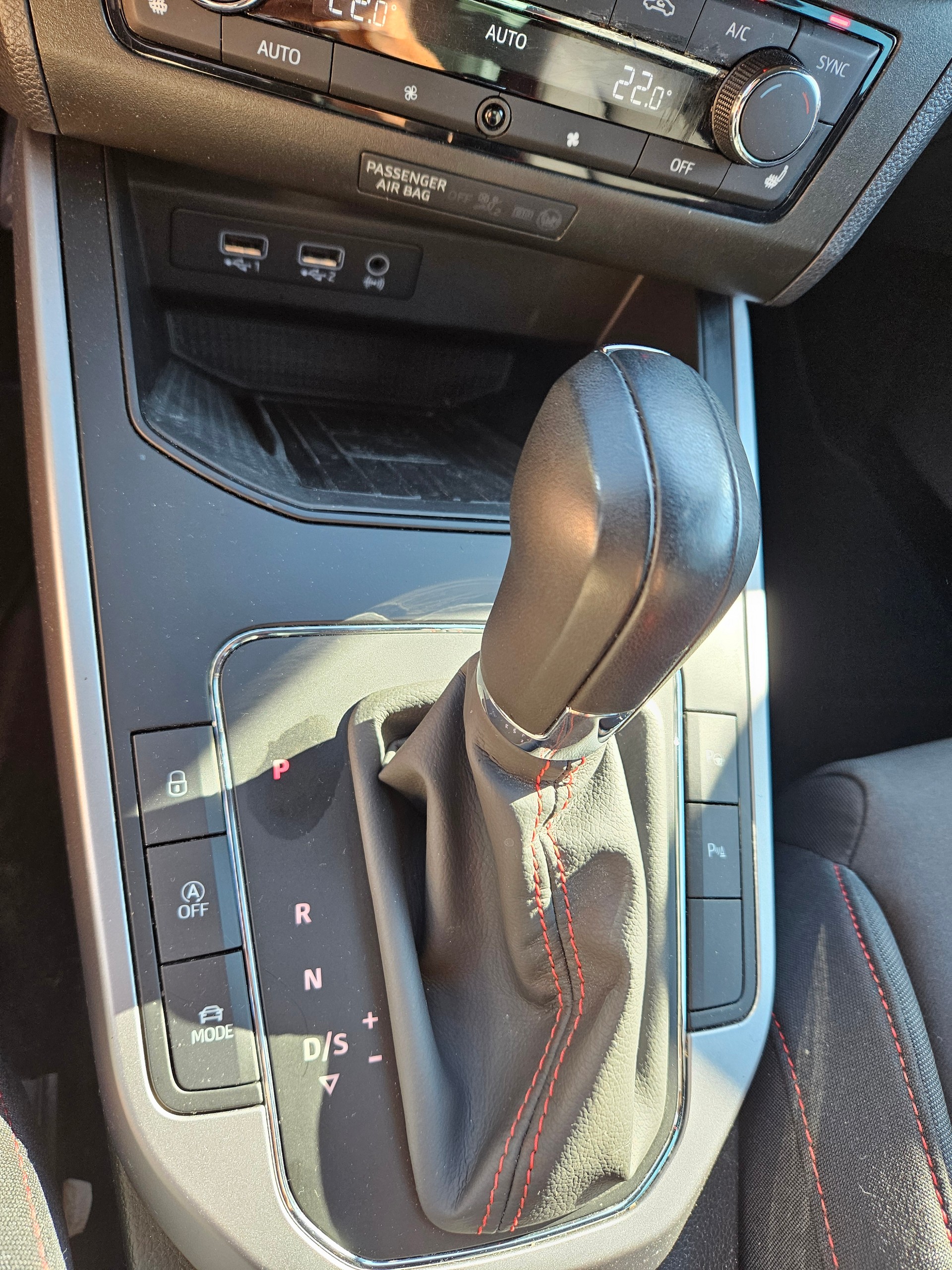 SEAT Arona 1.0 TSI Eco DSG FR-image-10