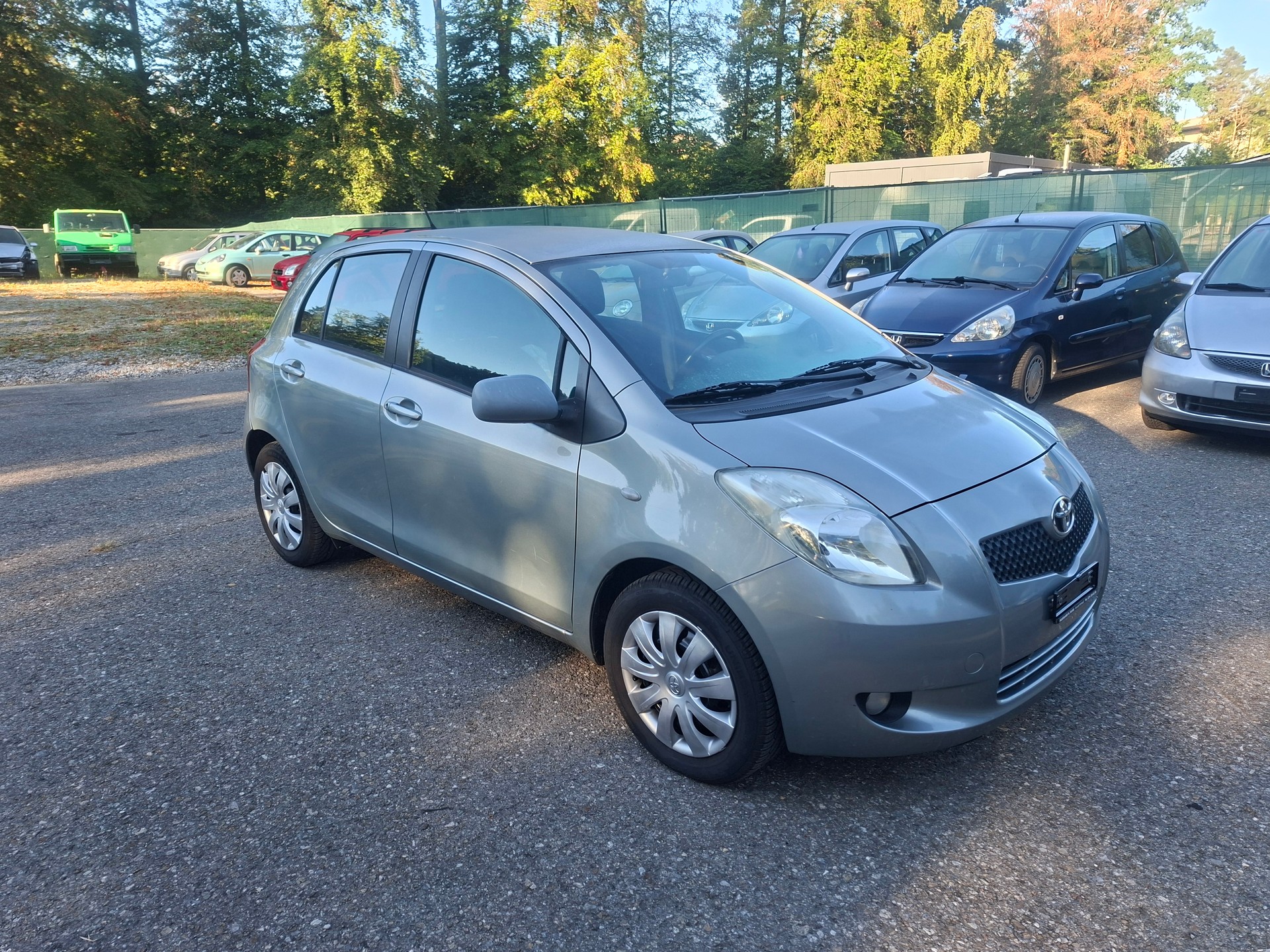 TOYOTA Yaris 1.3 Linea Sol