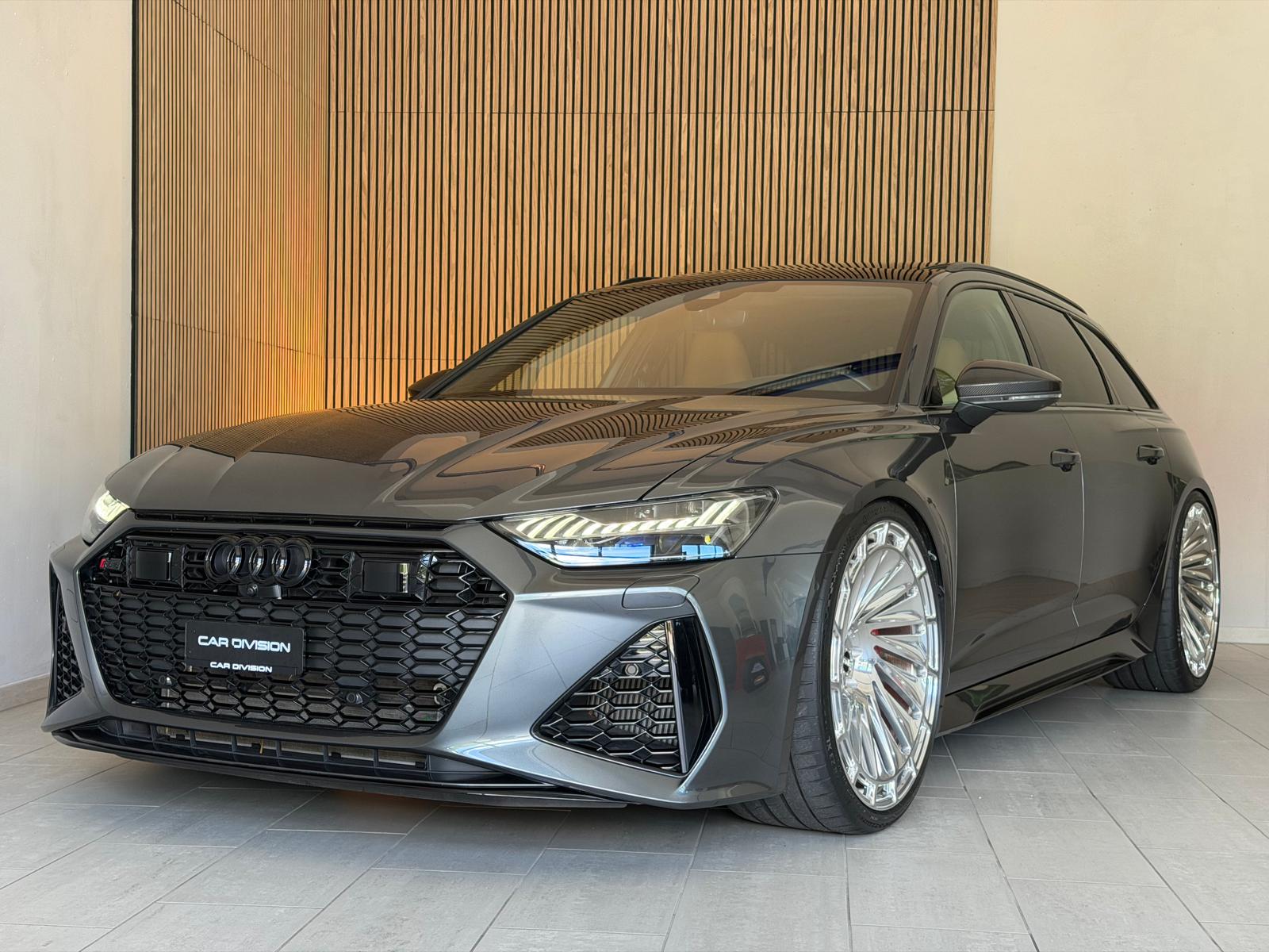 AUDI RS6 Avant 4.0 TFSI V8 quattro-showroom-element-1