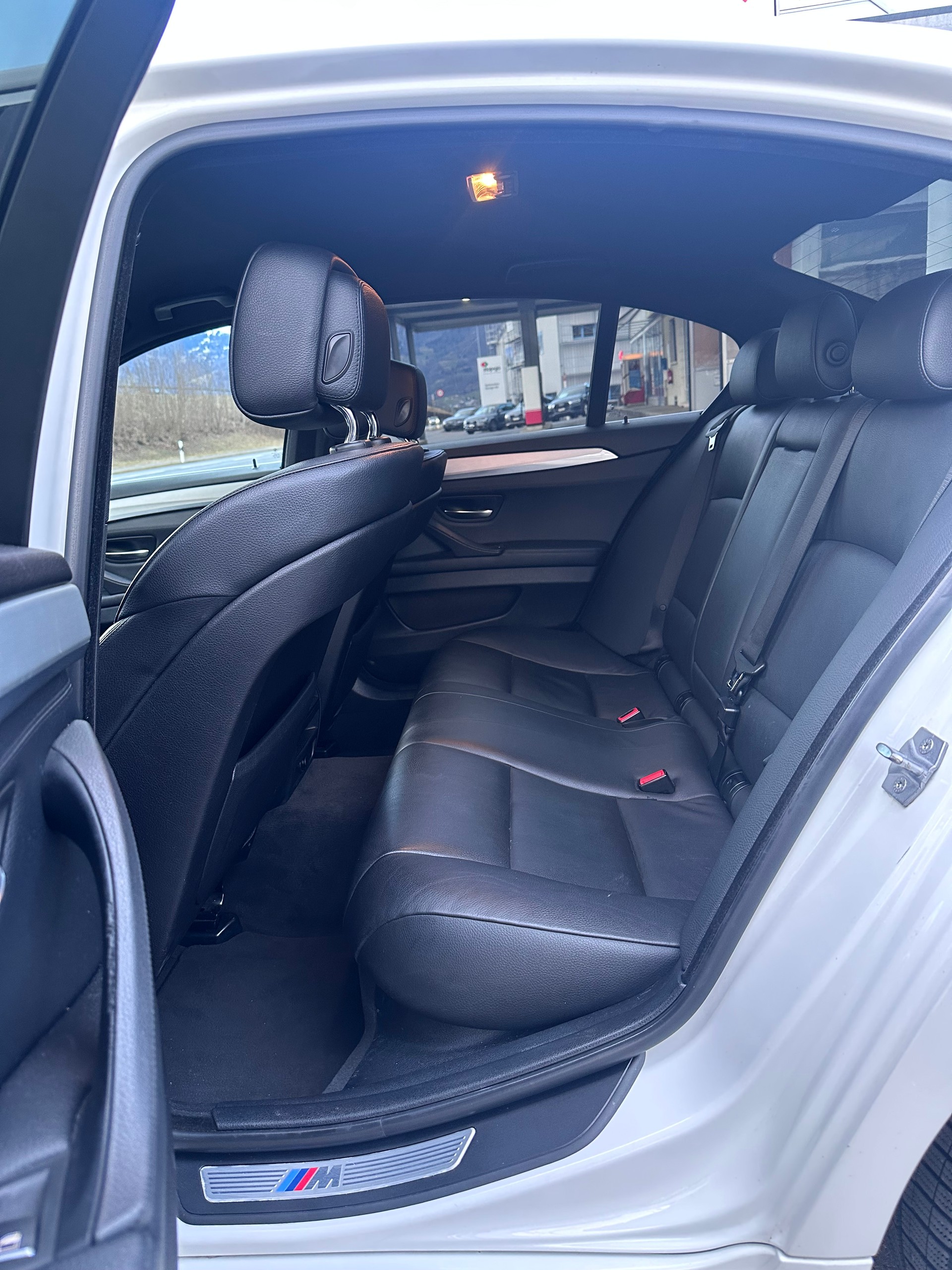 BMW 525d xDrive Steptronic-image-16
