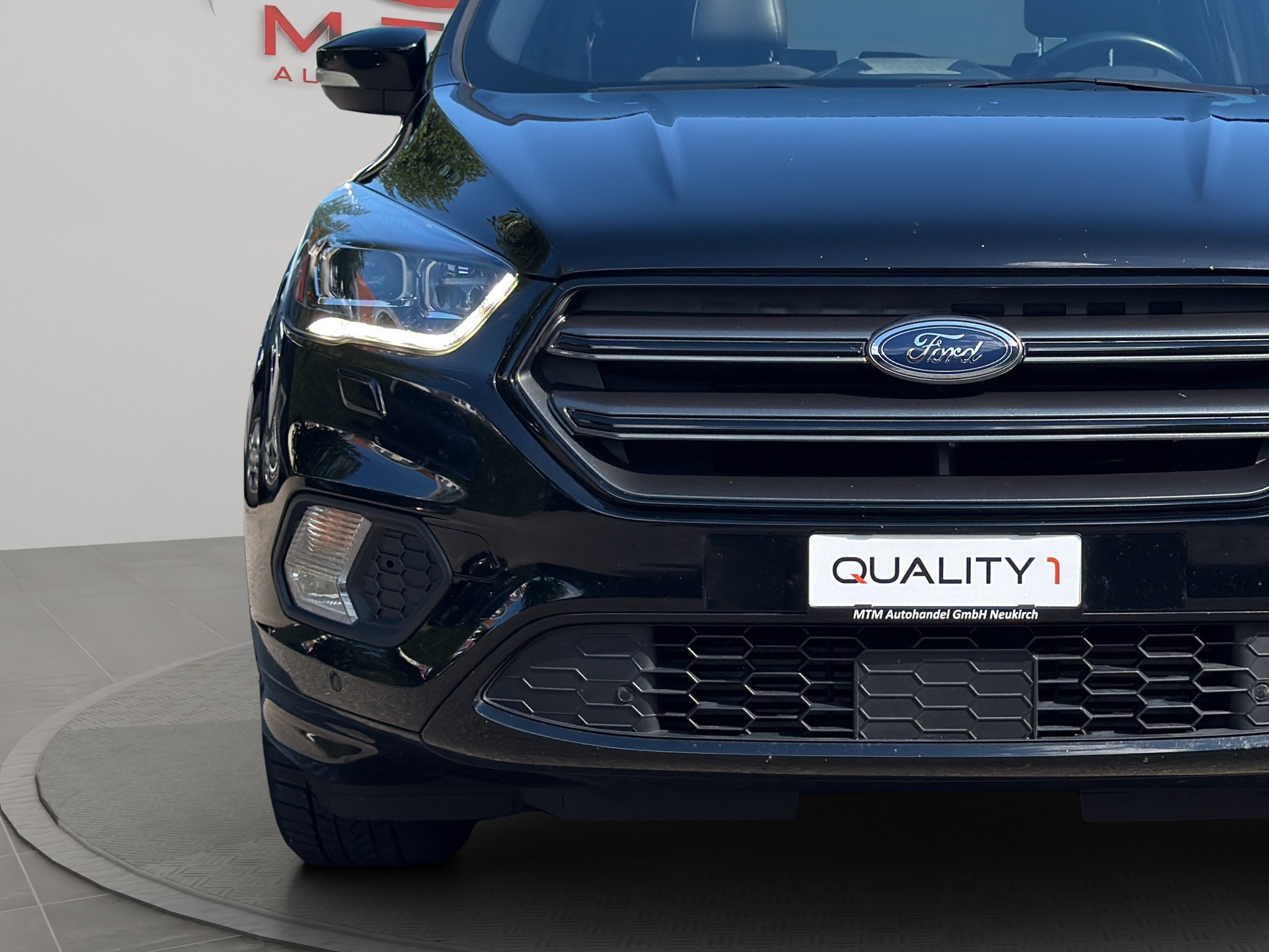 FORD Kuga 2.0 TDCi ST Line High 4WD PowerShift-showroom-element-3