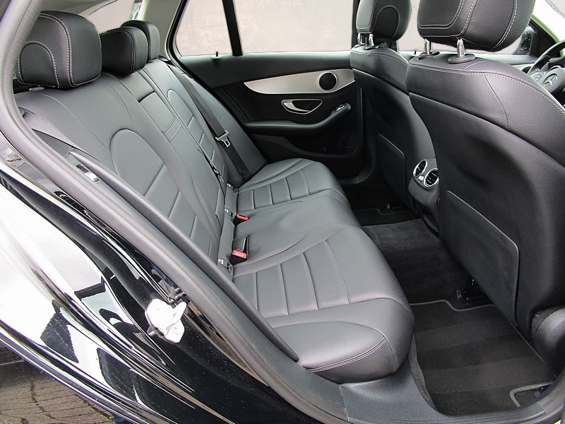 MERCEDES-BENZ C 400 Avantgarde 4Matic 7G-Tronic-image-6