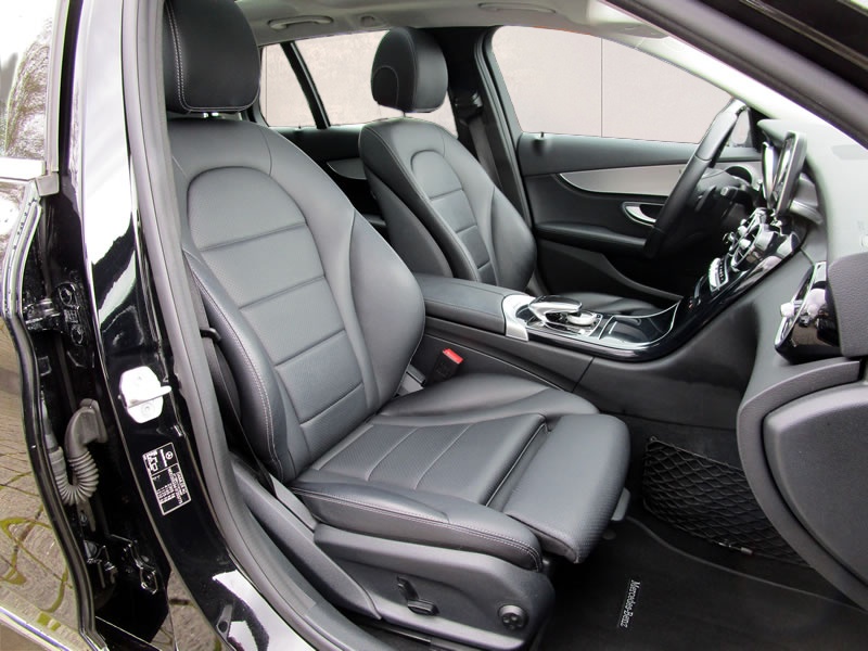 MERCEDES-BENZ C 400 Avantgarde 4Matic 7G-Tronic-image-12