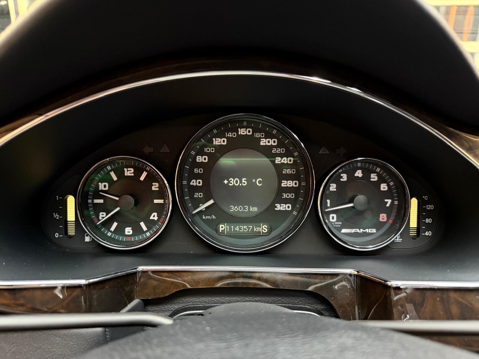 MERCEDES-BENZ CLS-Klasse C219 CLS 63 V8 AMG-image-19
