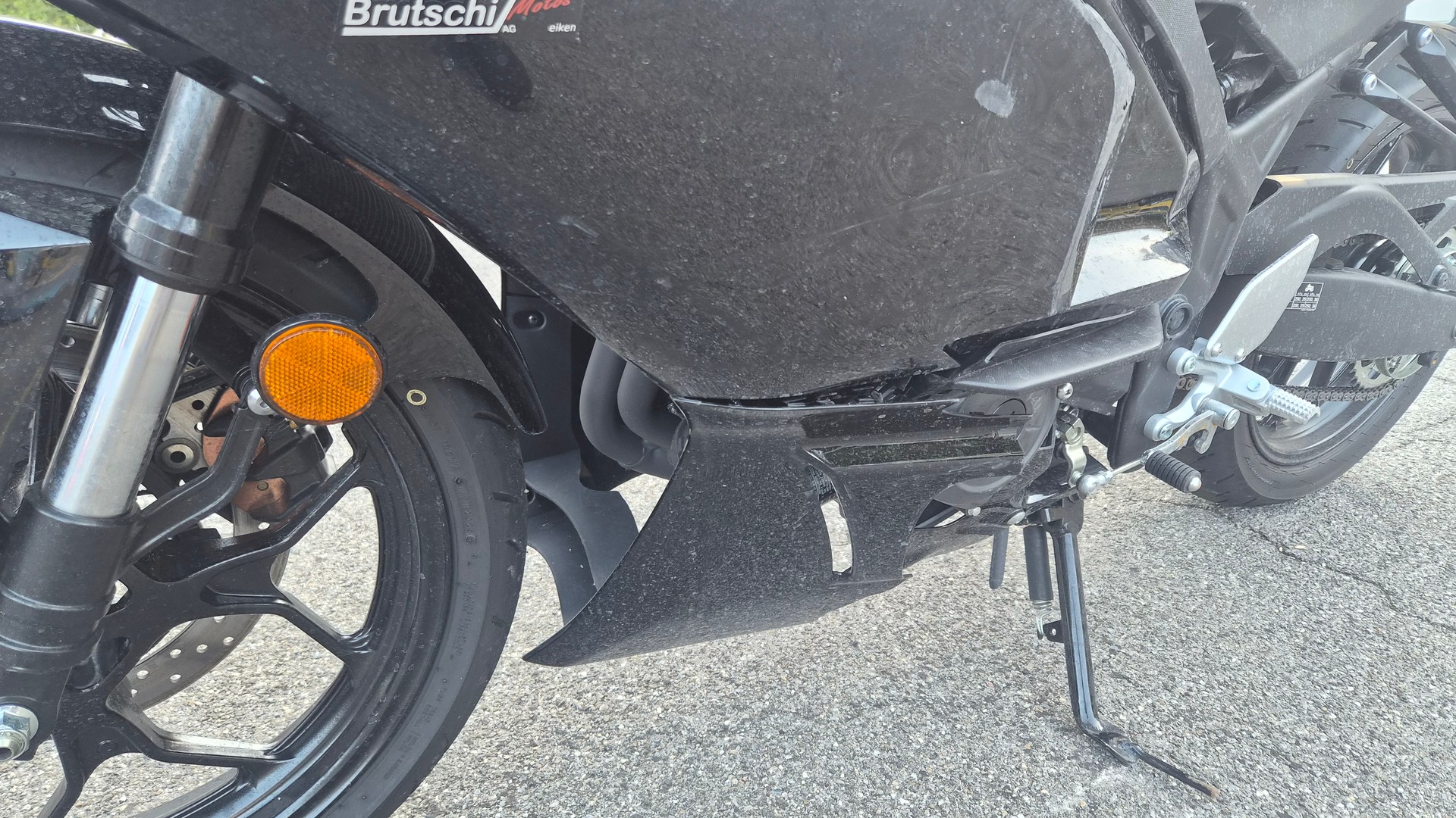 YAMAHA YZF-R3-image-8