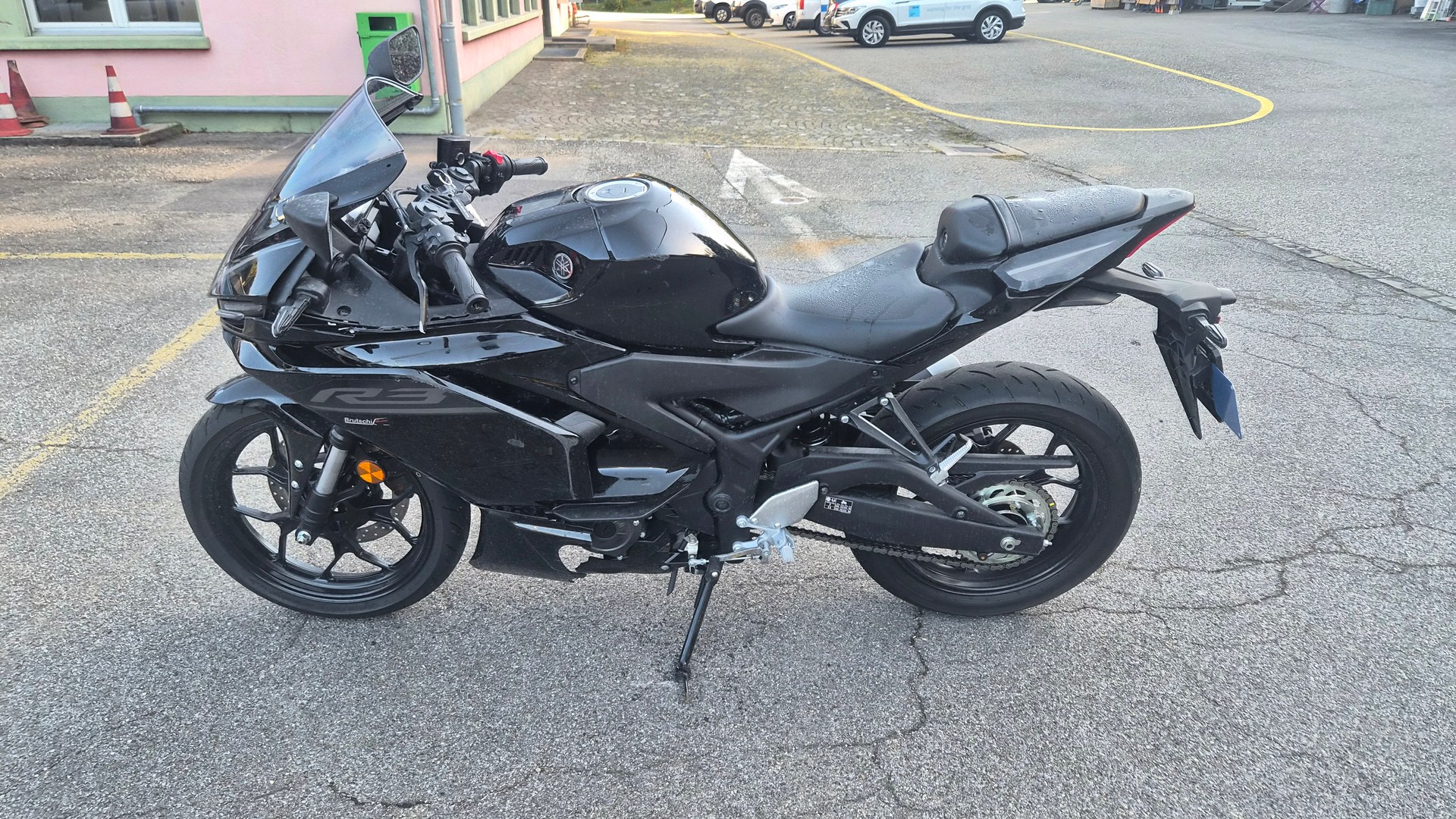 YAMAHA YZF-R3-image-5