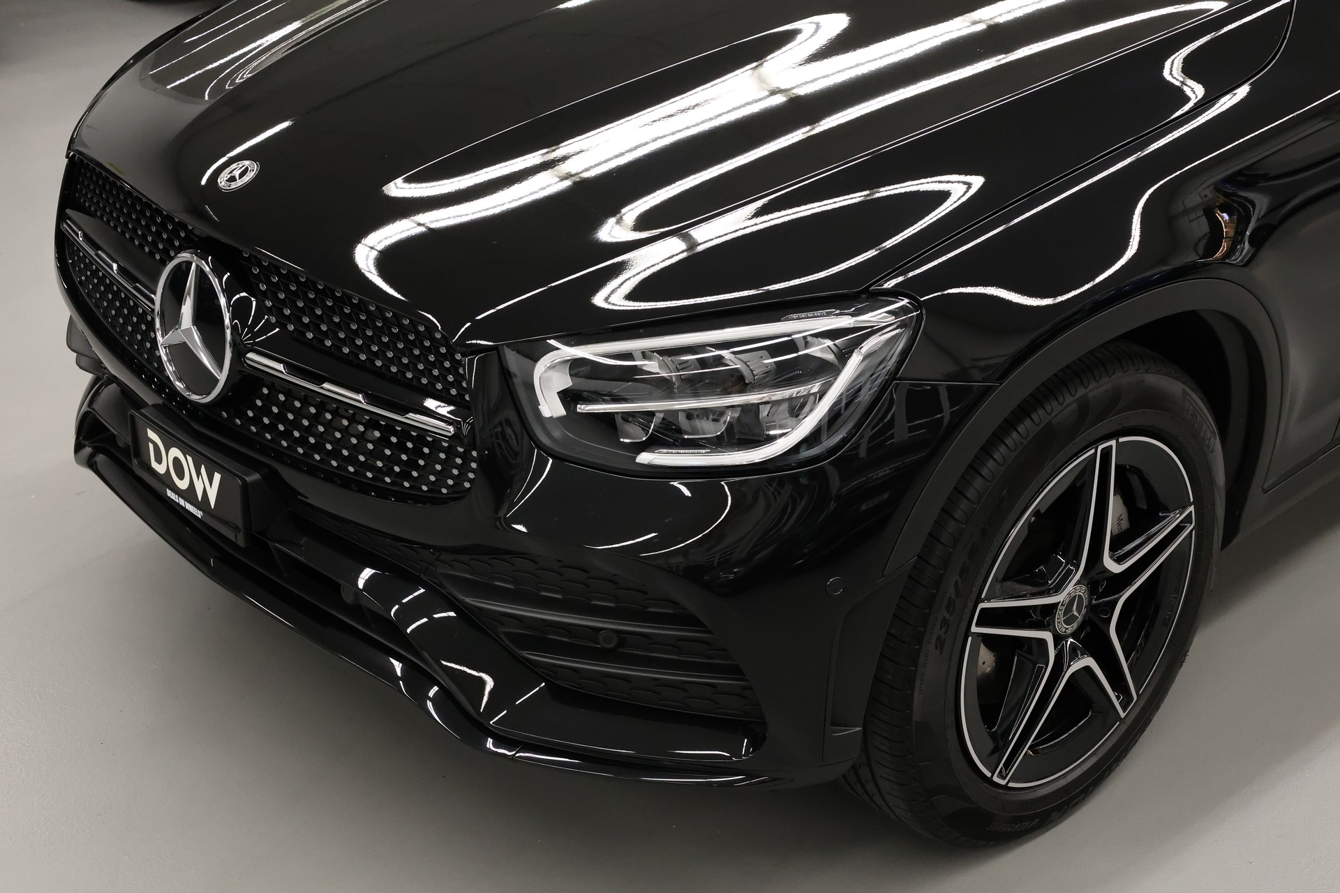 MERCEDES-BENZ GLC 200 Night Star AMG Line 4m-image-10