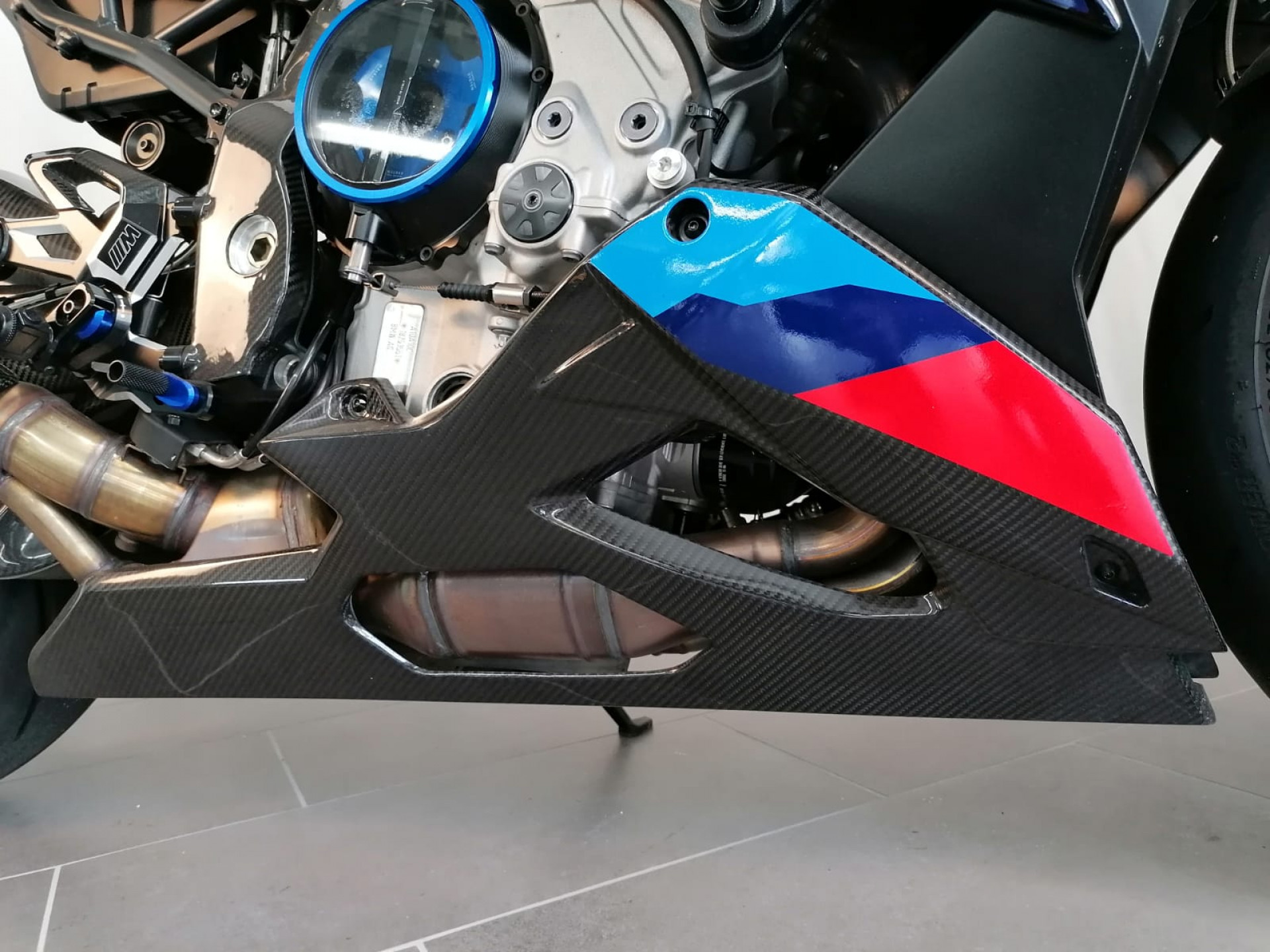BMW M 1000 R Competition-image-8
