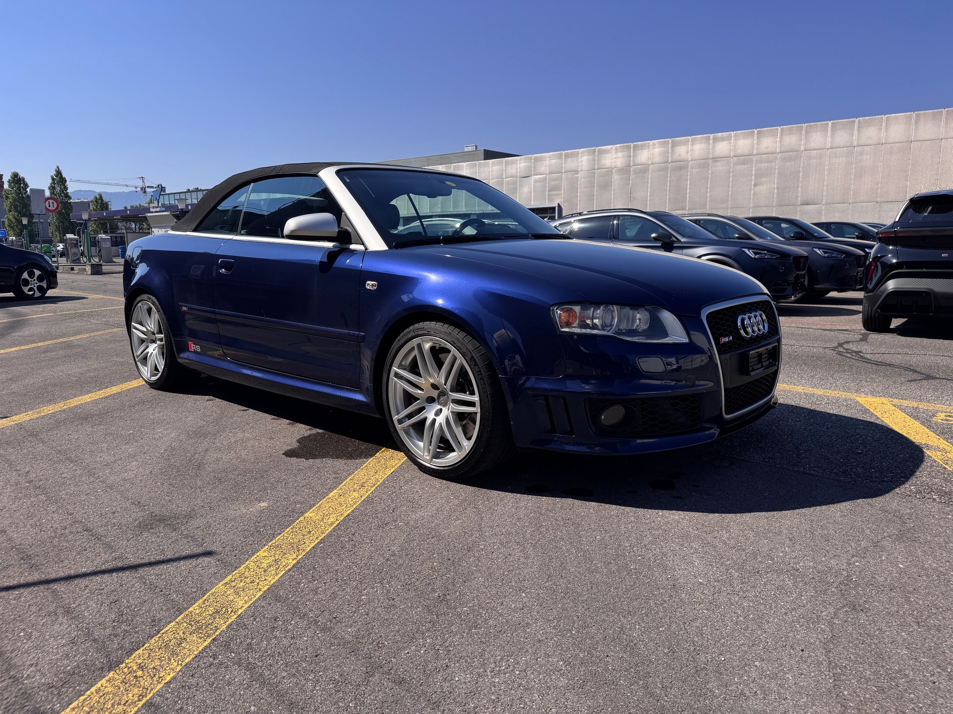 AUDI RS4 Cabriolet 4.2 V8 quattro-image-7