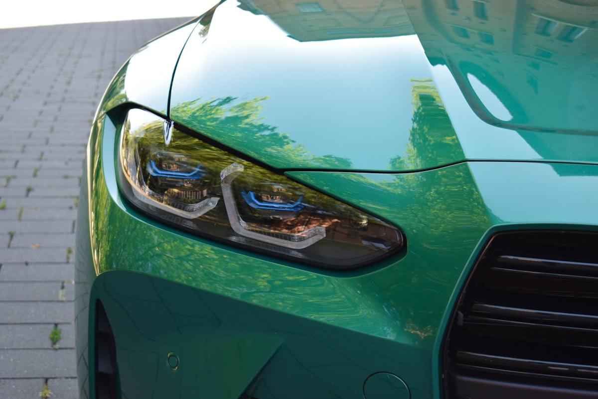 BMW M4-image-12