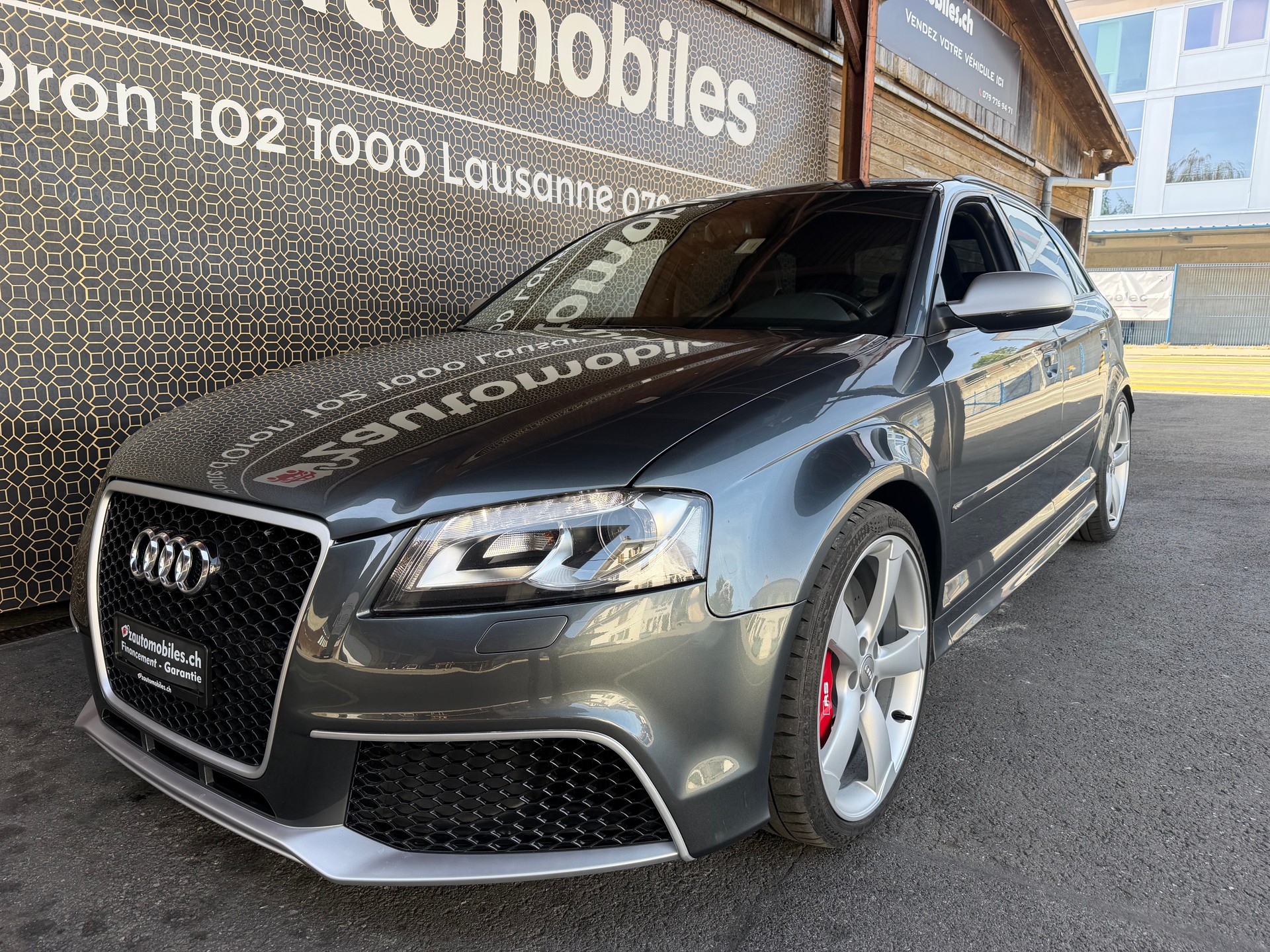AUDI RS3 Sportback 2.5 TFSI quattro S-tronic-showroom-element-1