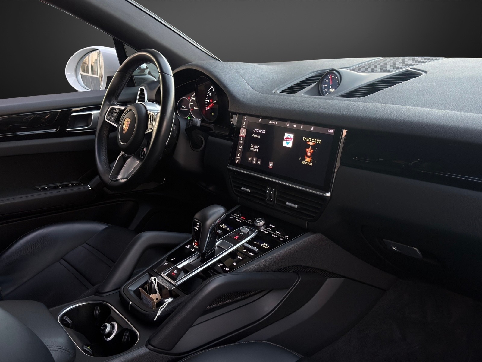 PORSCHE Cayenne Coupé 3.0 V6 Automat mit 340 PS-image-9