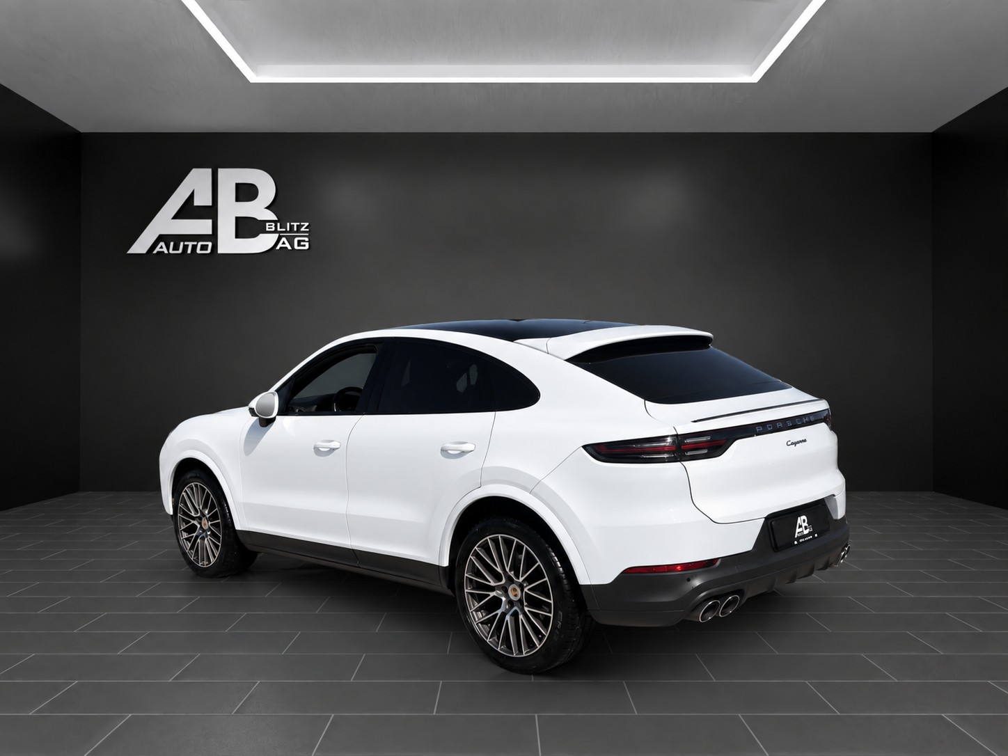 PORSCHE Cayenne Coupé 3.0 V6 Automat mit 340 PS-showroom-element-2