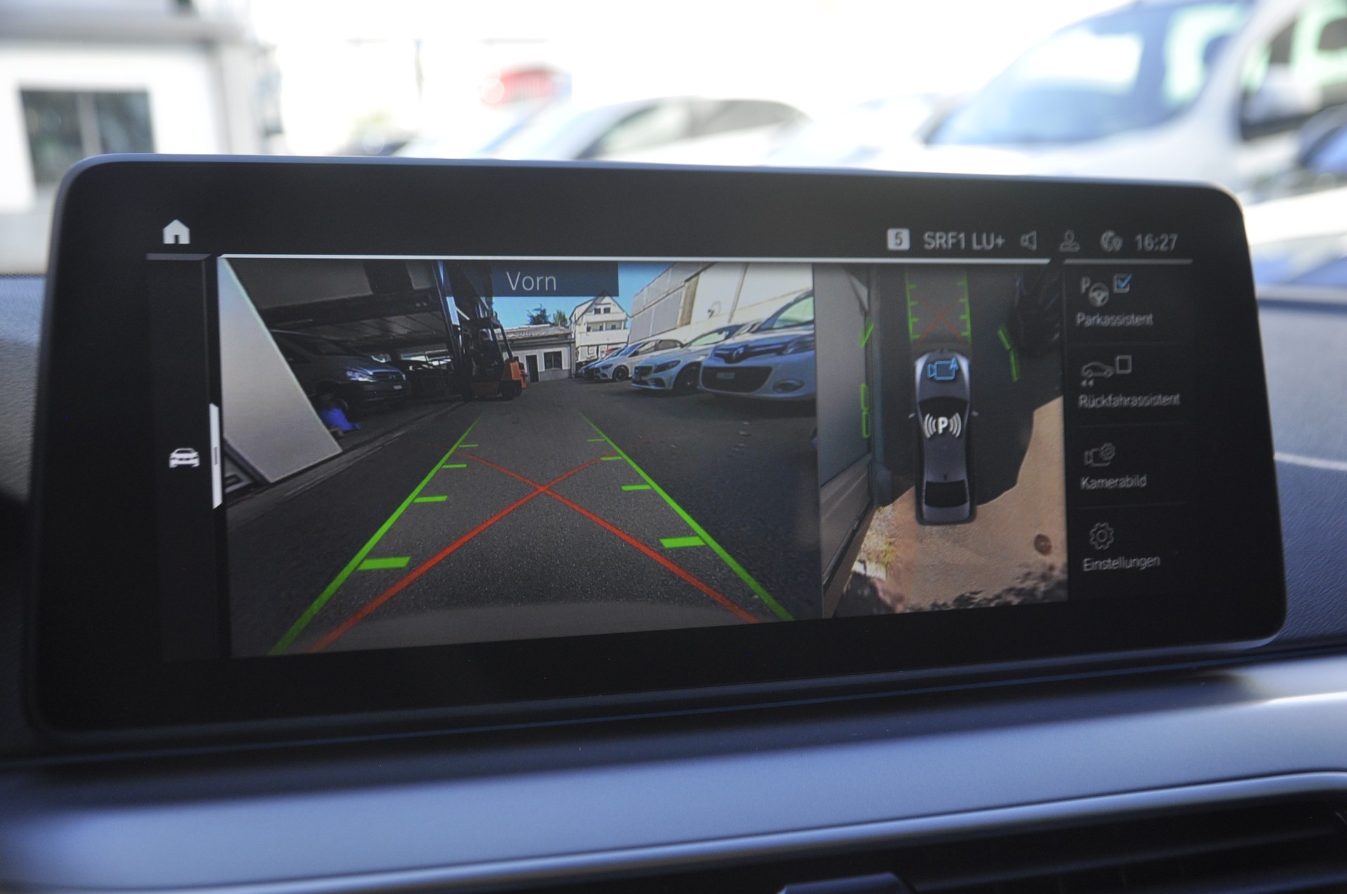 BMW 545e xDrive Colour Edition Steptronic-image-11