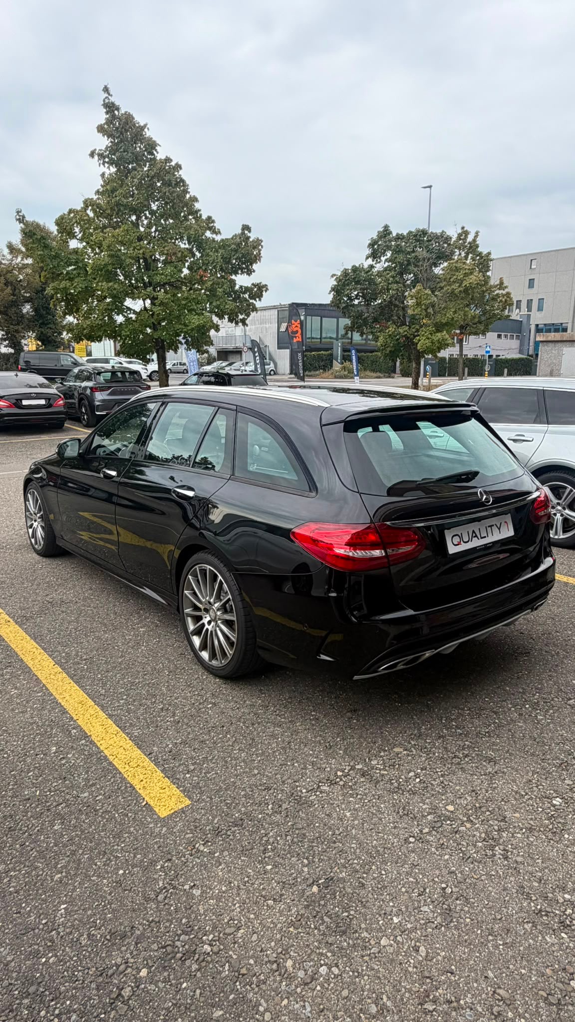 MERCEDES-BENZ C 450 AMG 4Matic 7G-Tronic-image-4