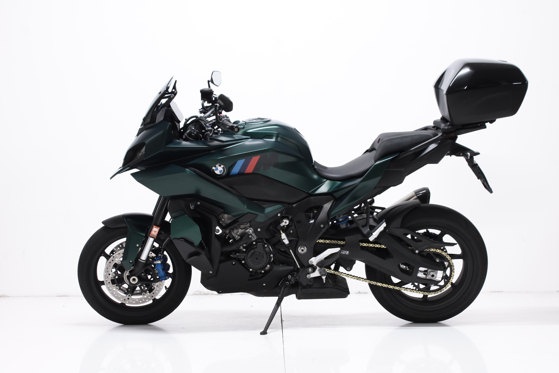 BMW M 1000 XR-image-4