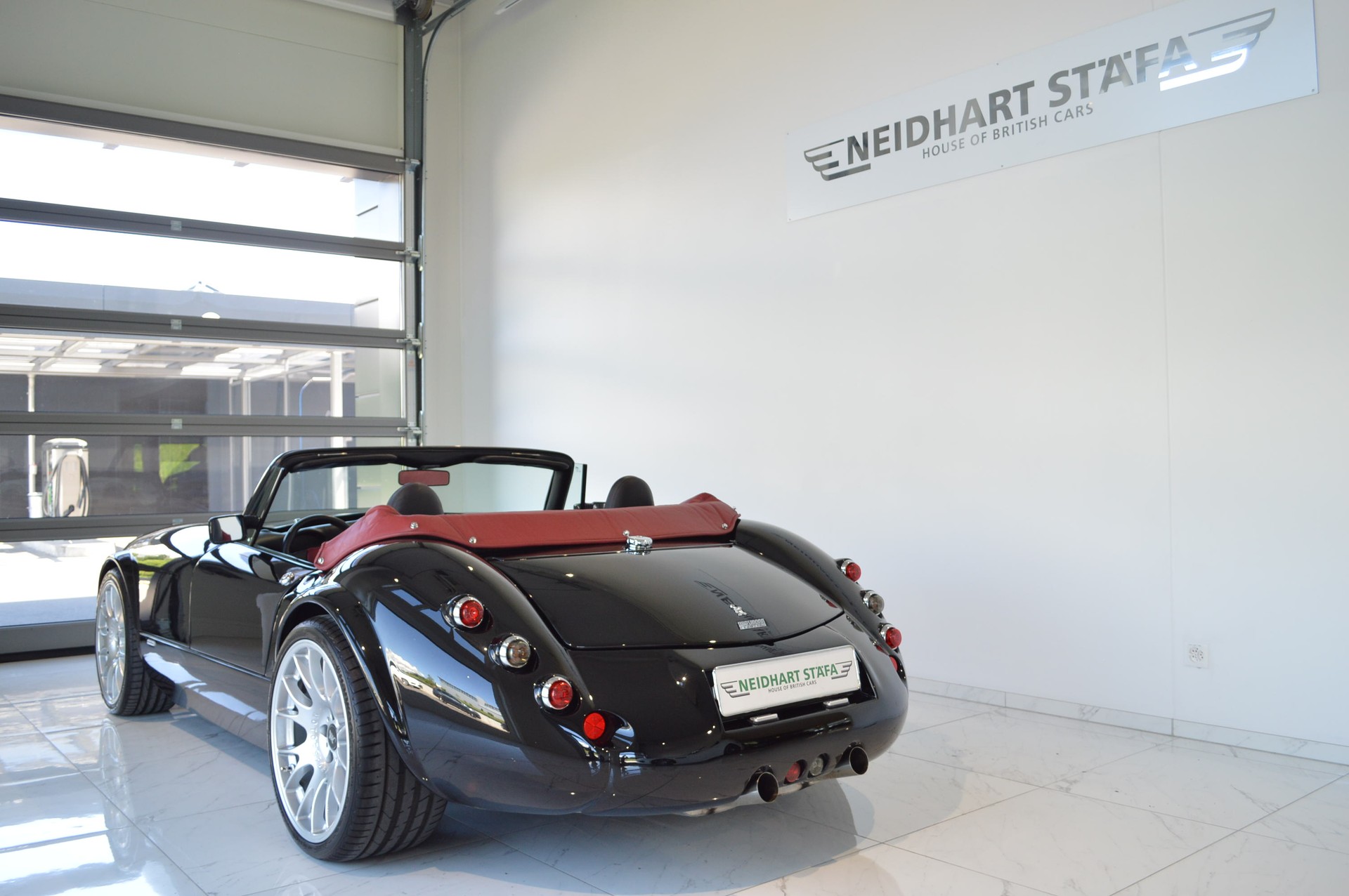 WIESMANN Roadster MF3-showroom-element-3