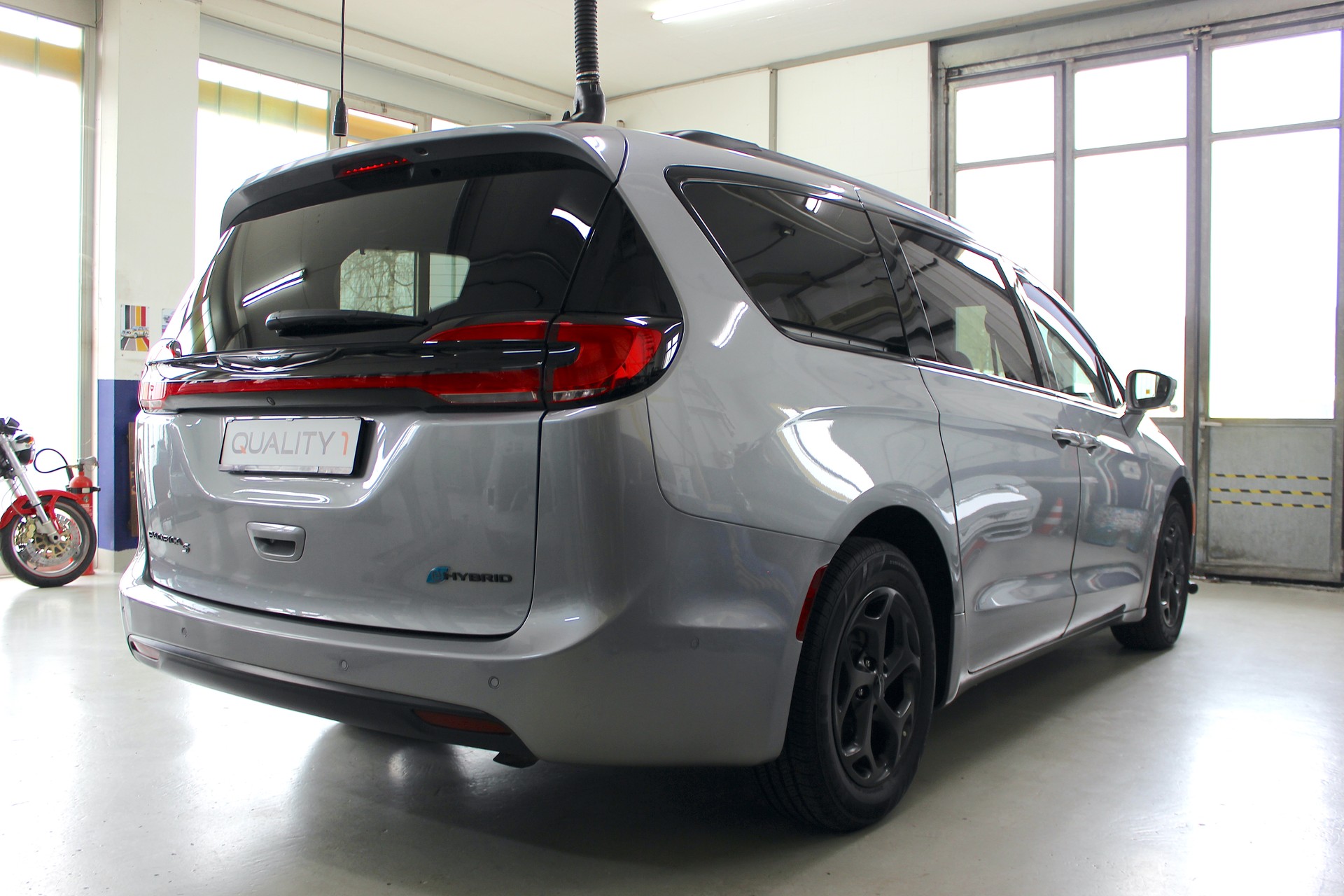 CHRYSLER Pacifica 3.6 V6 Plug-In HYBRID 💥 TOURING S 💥 TOP Ausstattung 💥 Lieferung möglich-image-4