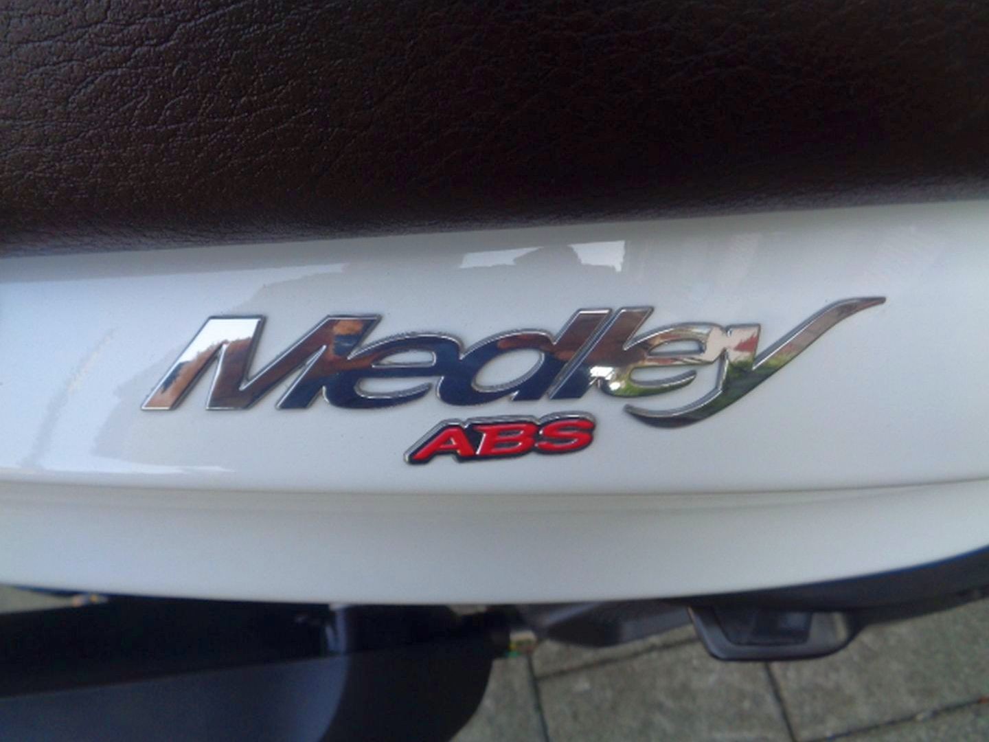PIAGGIO MEDLEY SPORT 125 RST ABS-image-5