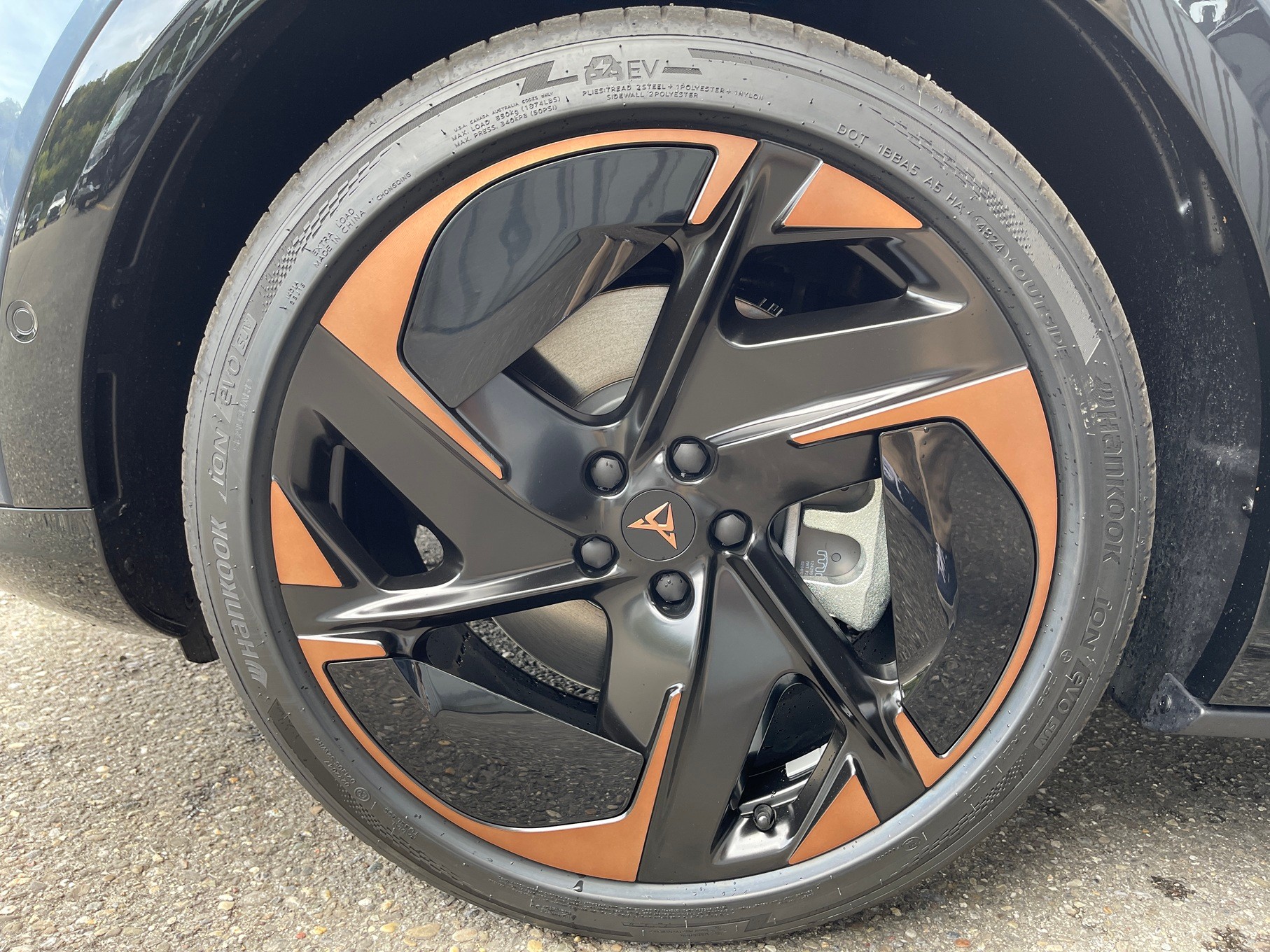 CUPRA Tavascan Type 9 77 kWh VZ Adrenaline-image-9