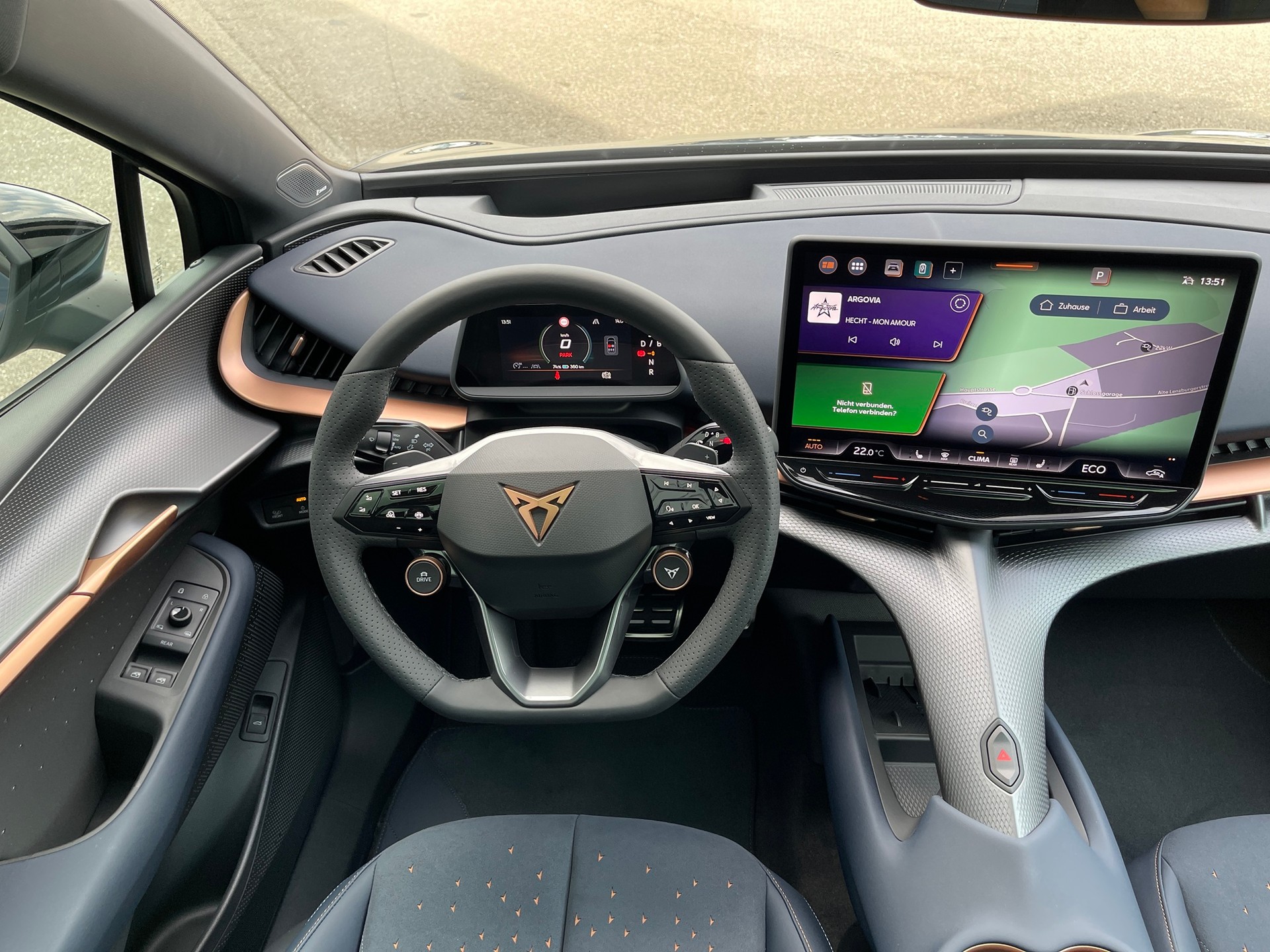 CUPRA Tavascan Type 9 77 kWh VZ Adrenaline-image-7