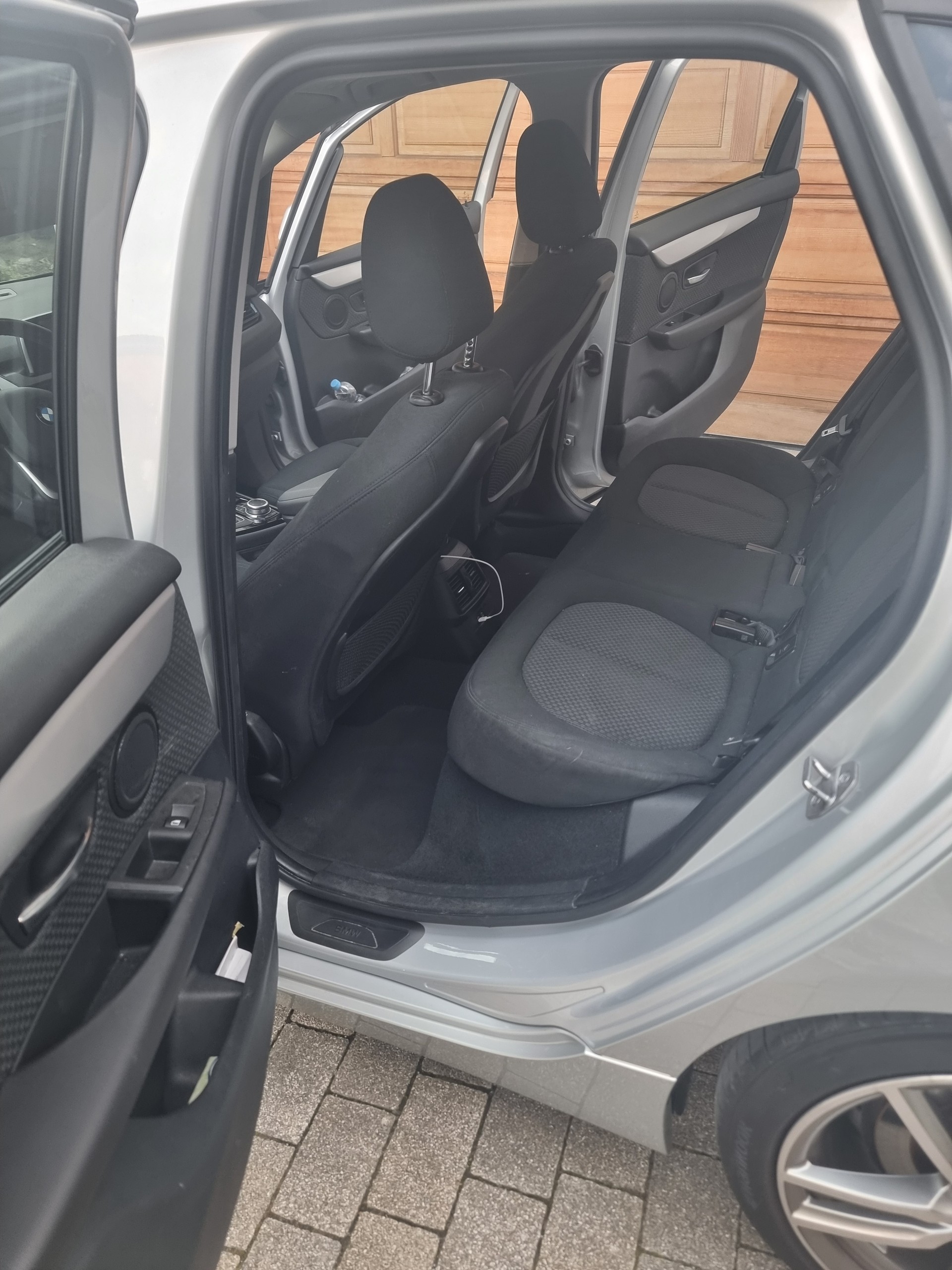 BMW 225xe iPerformance Active Tourer Steptronic-image-6