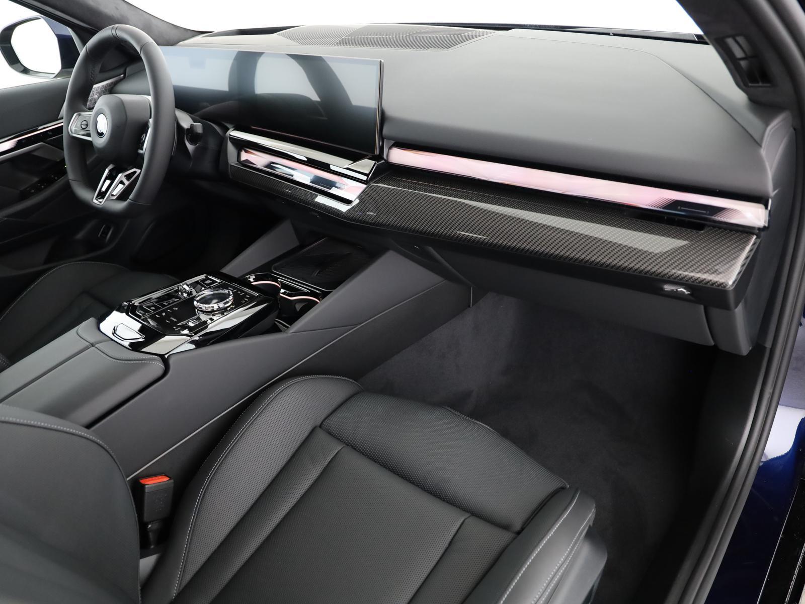 BMW 540d Limousine xDrive M Sport Pro-image-11