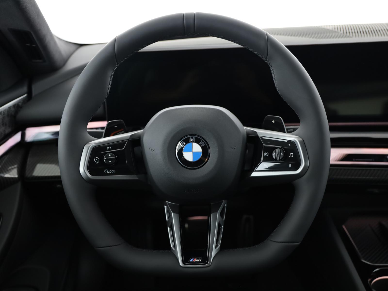 BMW 540d Limousine xDrive M Sport Pro-image-16