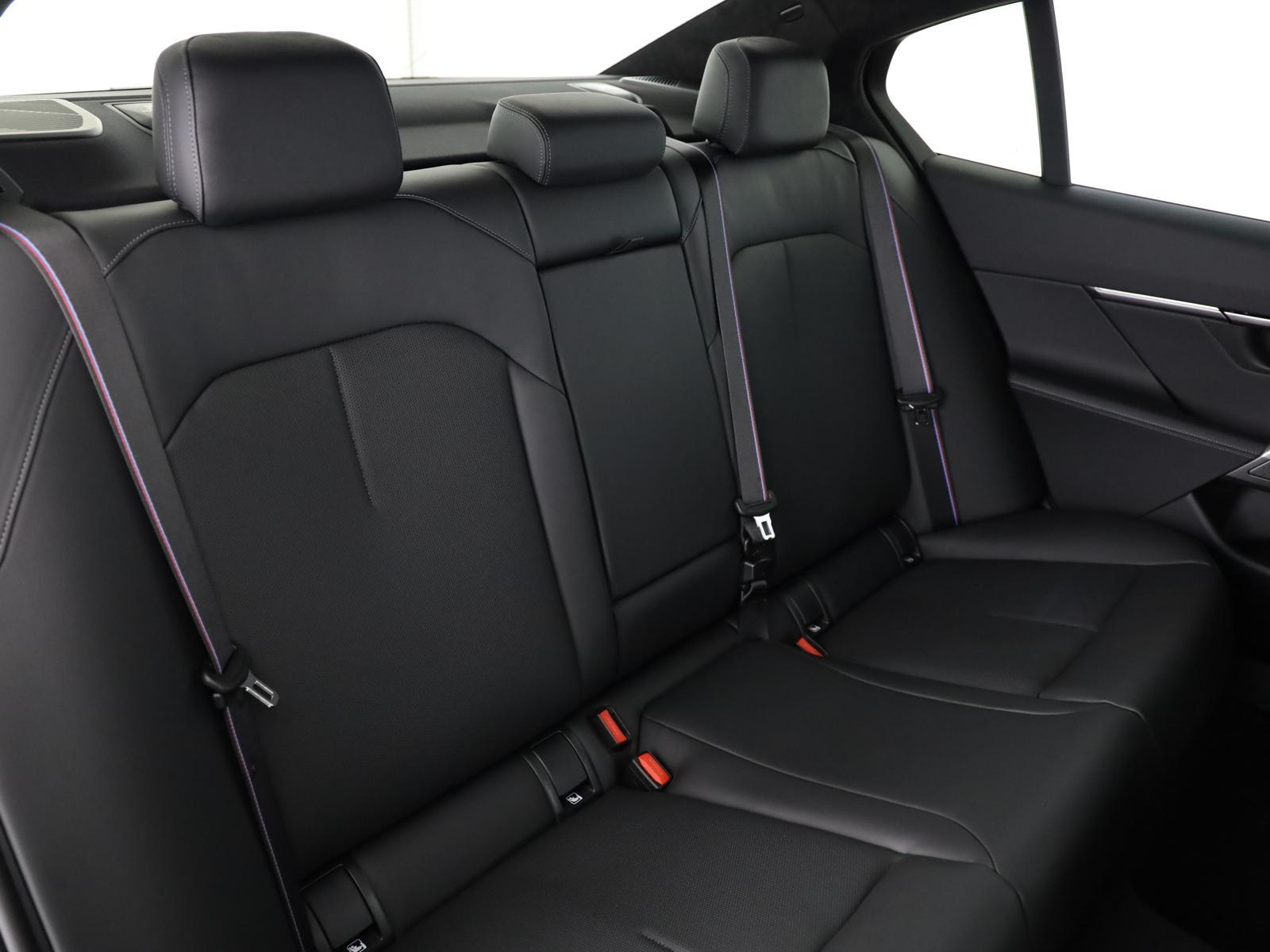 BMW 540d xDrive M Sport Pro-image-13