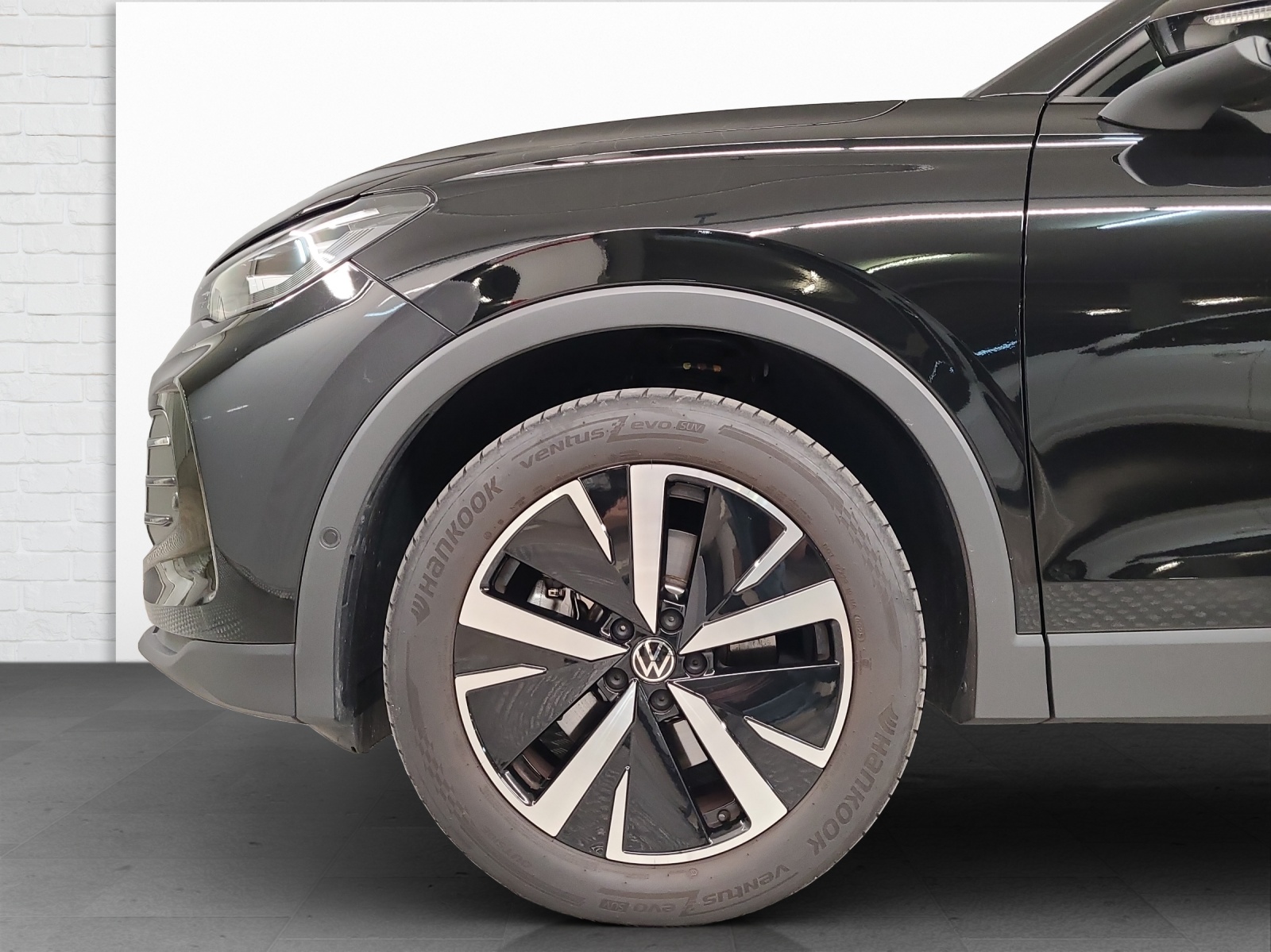 VW Tiguan 2.0 TSI Life United DSG 4motion-image-5