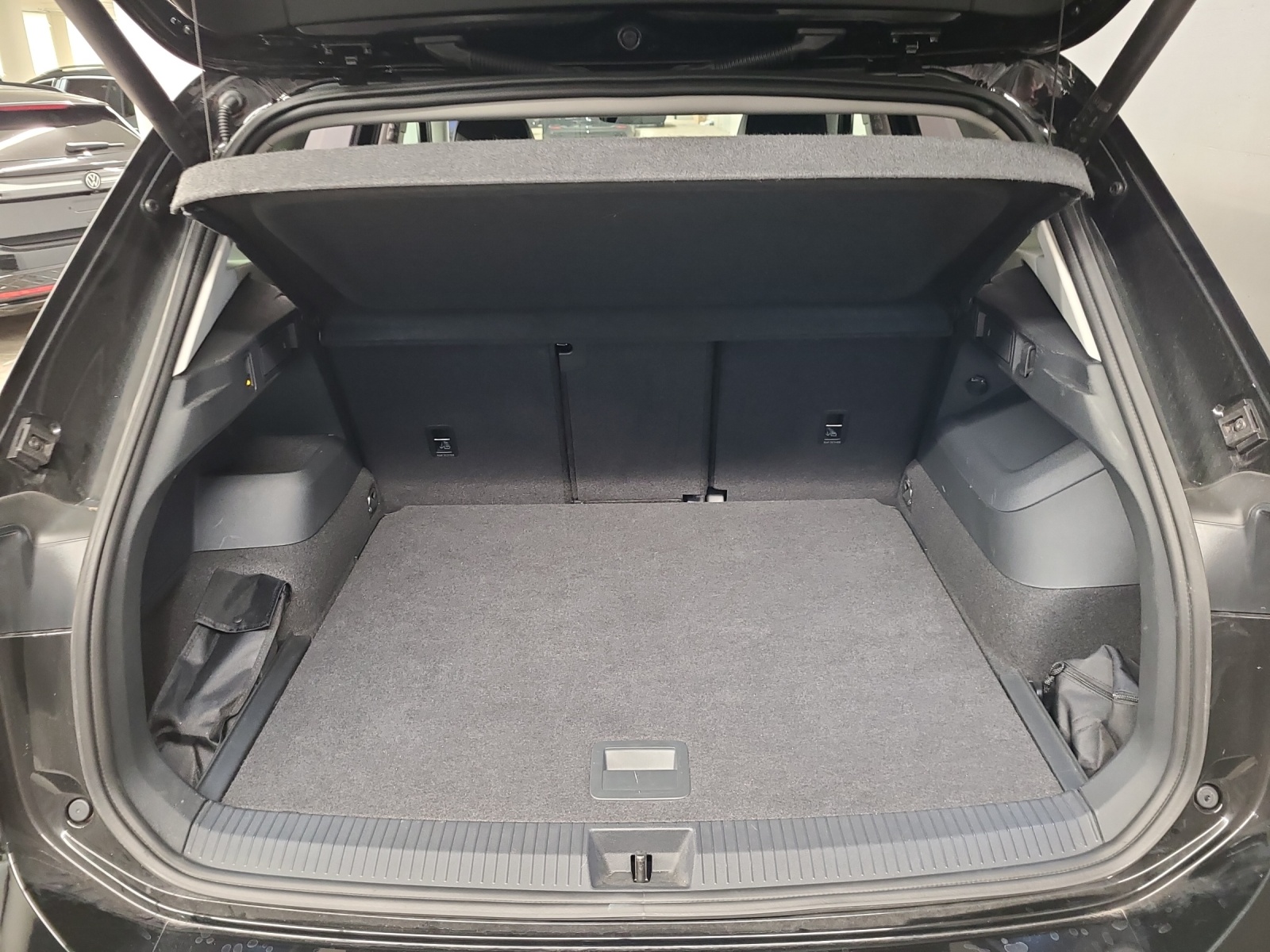 VW Tiguan 2.0 TSI Life United DSG 4motion-image-10