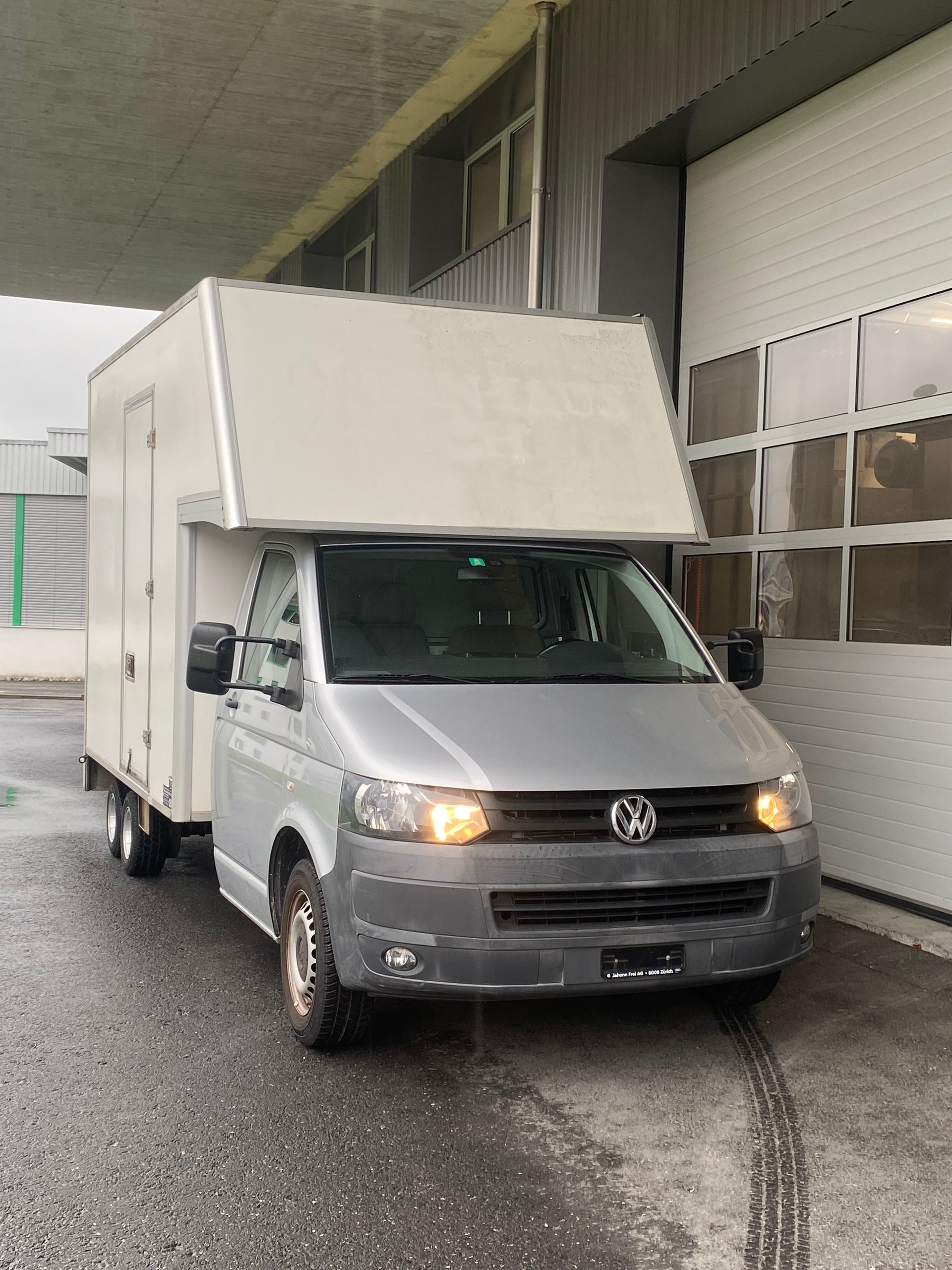 VW Kasten mit Hebebühne