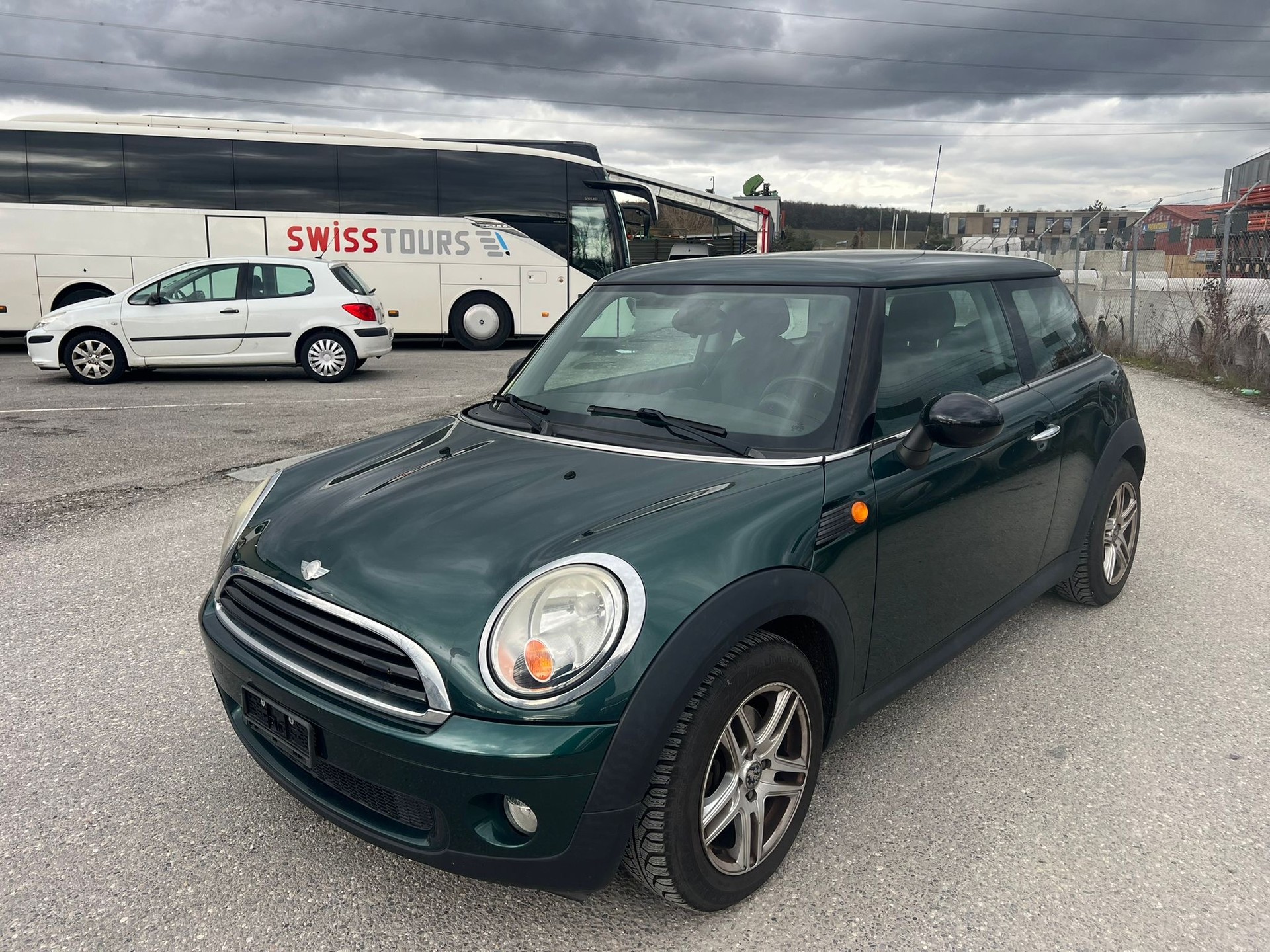 MINI One-image-1