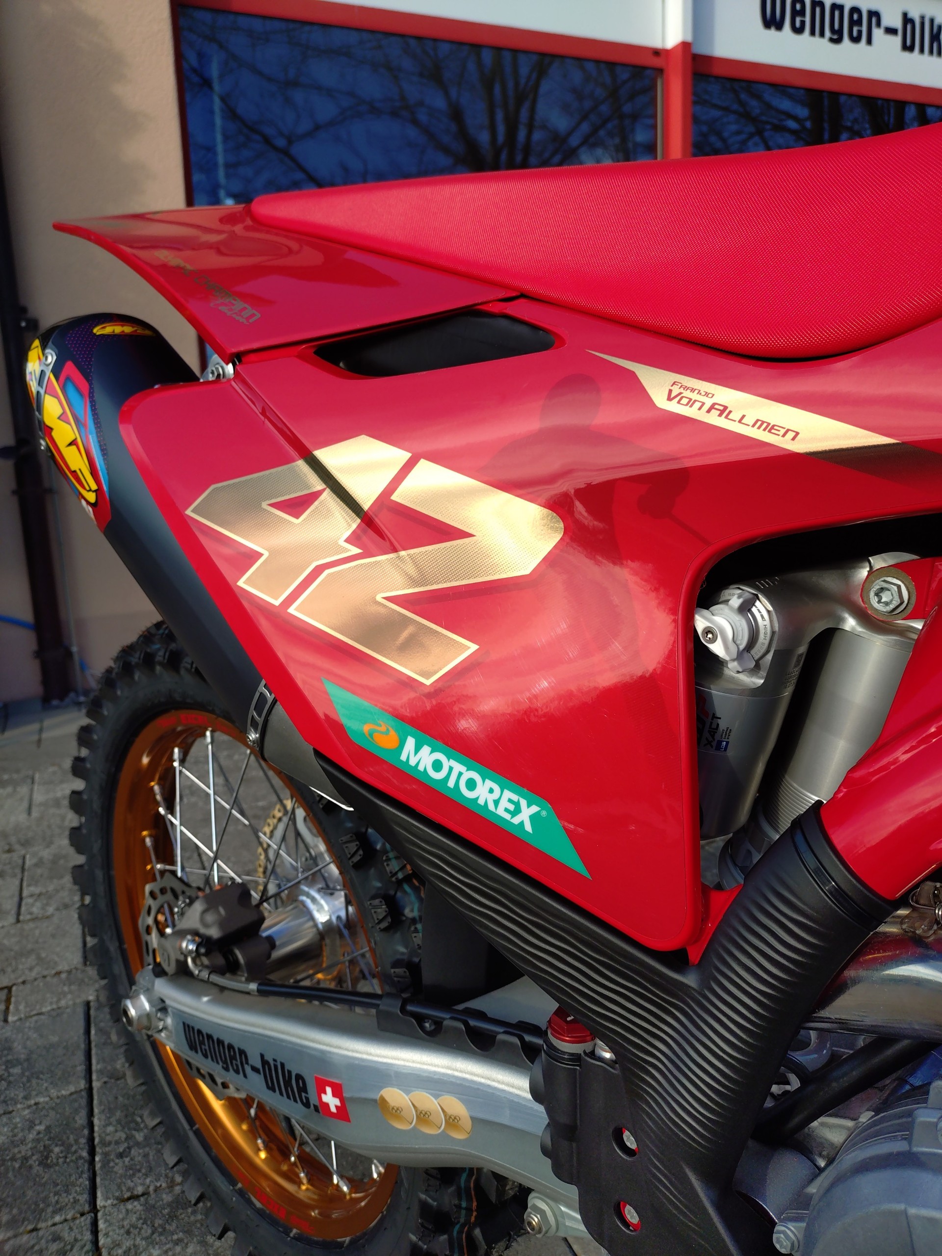 GASGAS MC 350F Champion Edition-image-4
