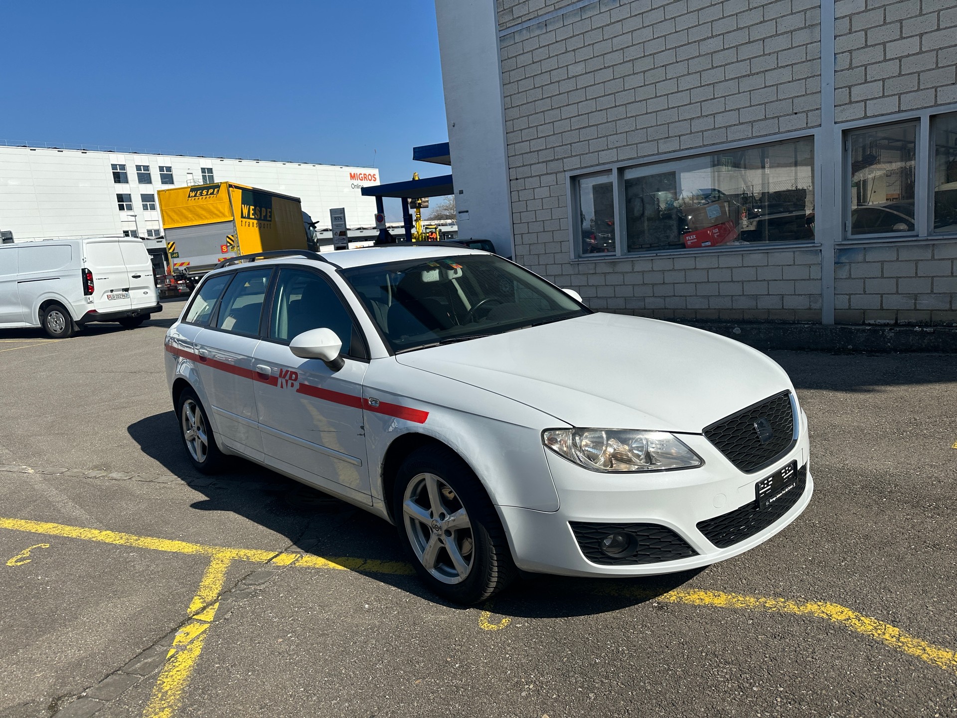 SEAT Exeo ST 2.0 TDI Solution-image-2