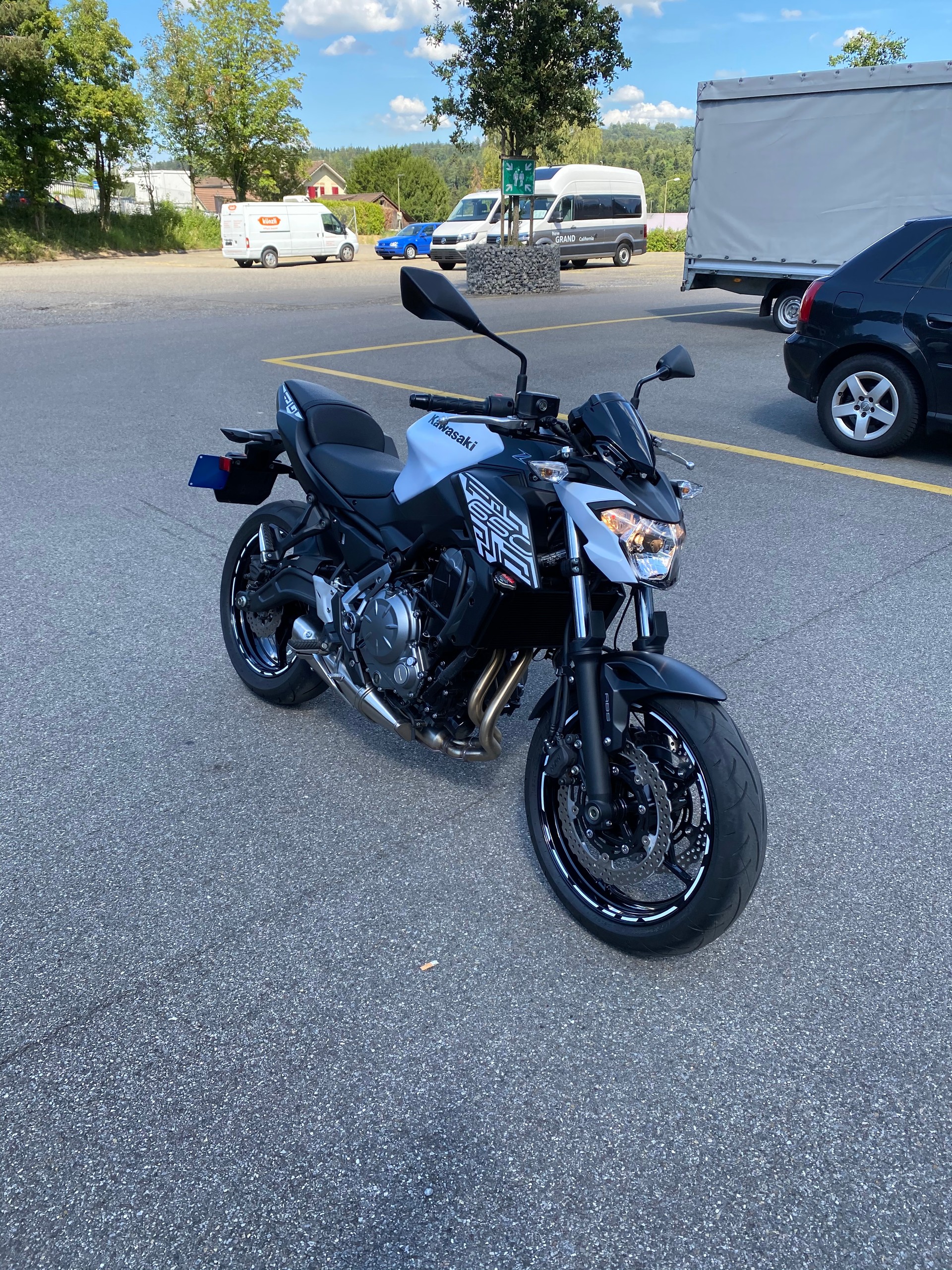 KAWASAKI Z 650 ABS (35kW)-image-1