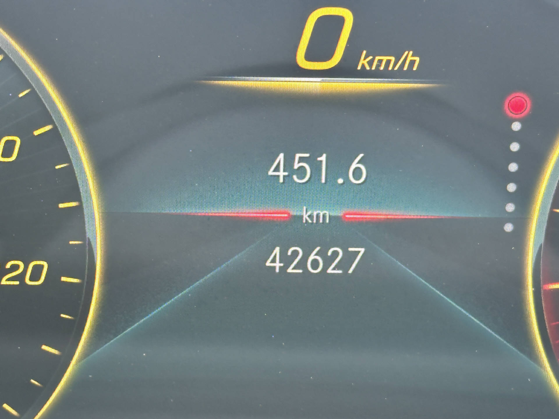MERCEDES-BENZ B 250 AMG Line 4matic-image-15