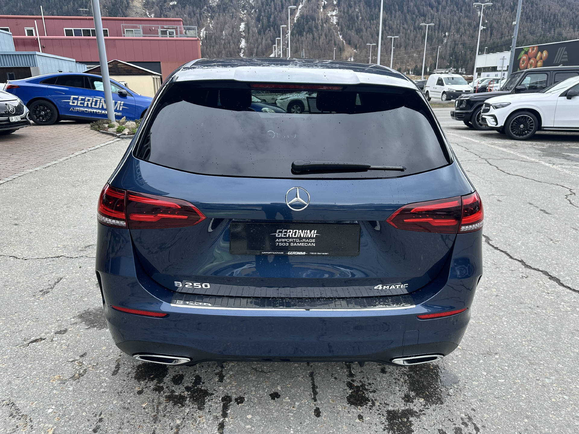 MERCEDES-BENZ B 250 AMG Line 4matic-image-7