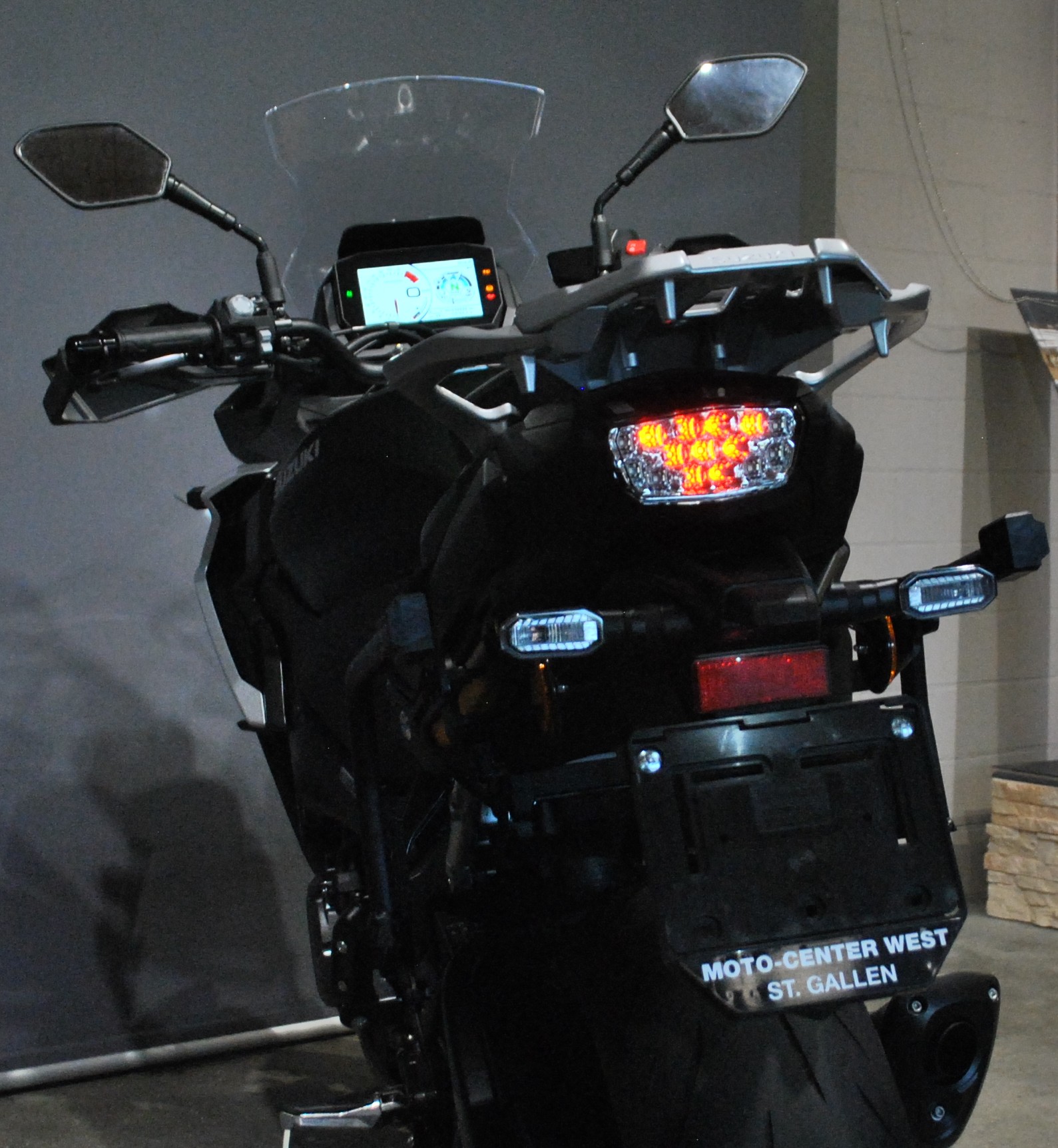 SUZUKI GSX-S 1000 GX-image-7