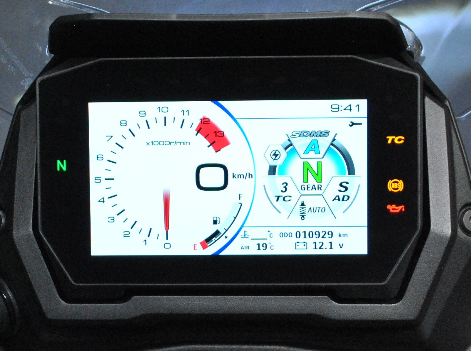 SUZUKI GSX-S 1000 GX-image-5