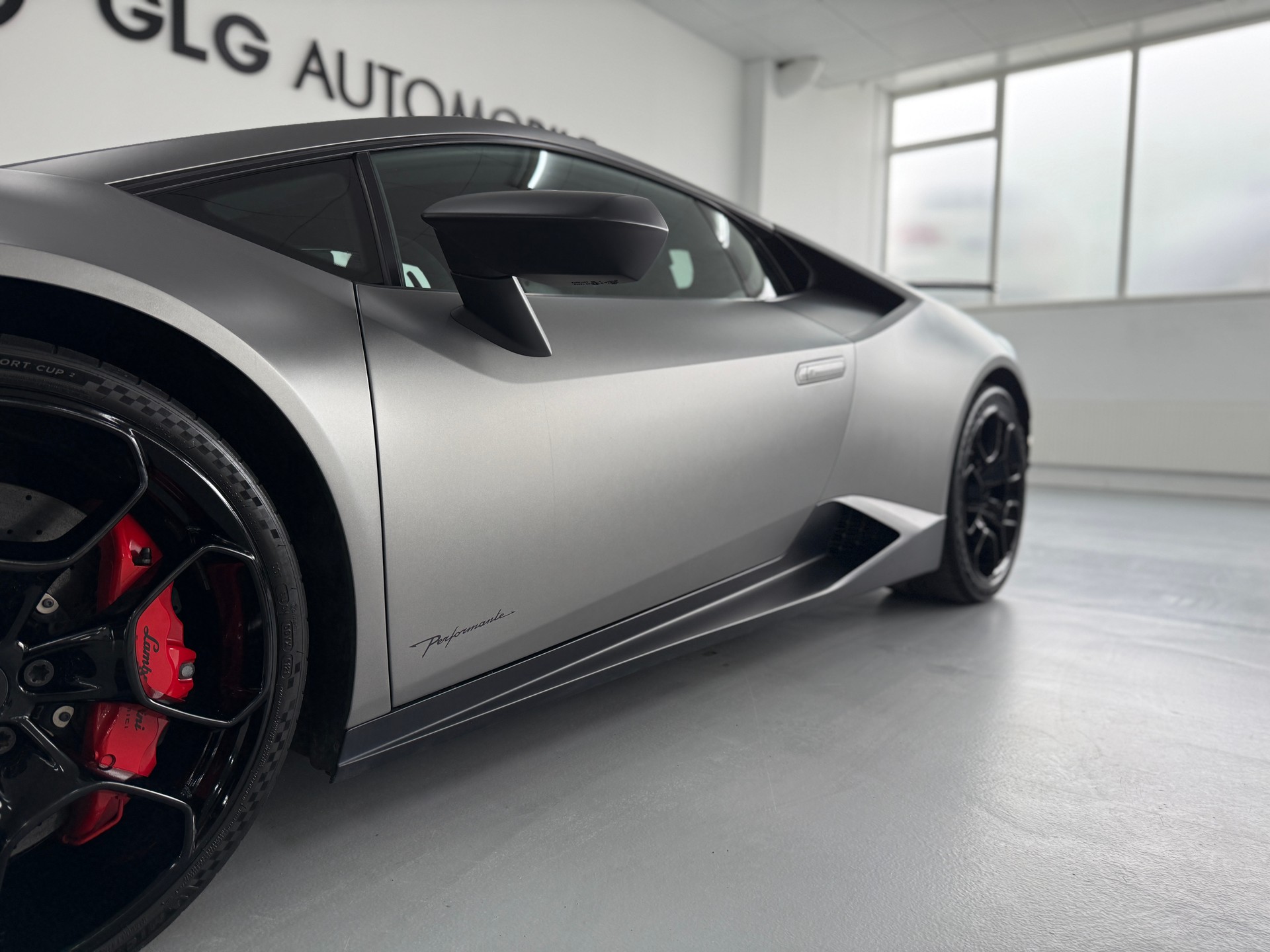 LAMBORGHINI Huracan LP640-4 Coupé Performante DCT-image-6